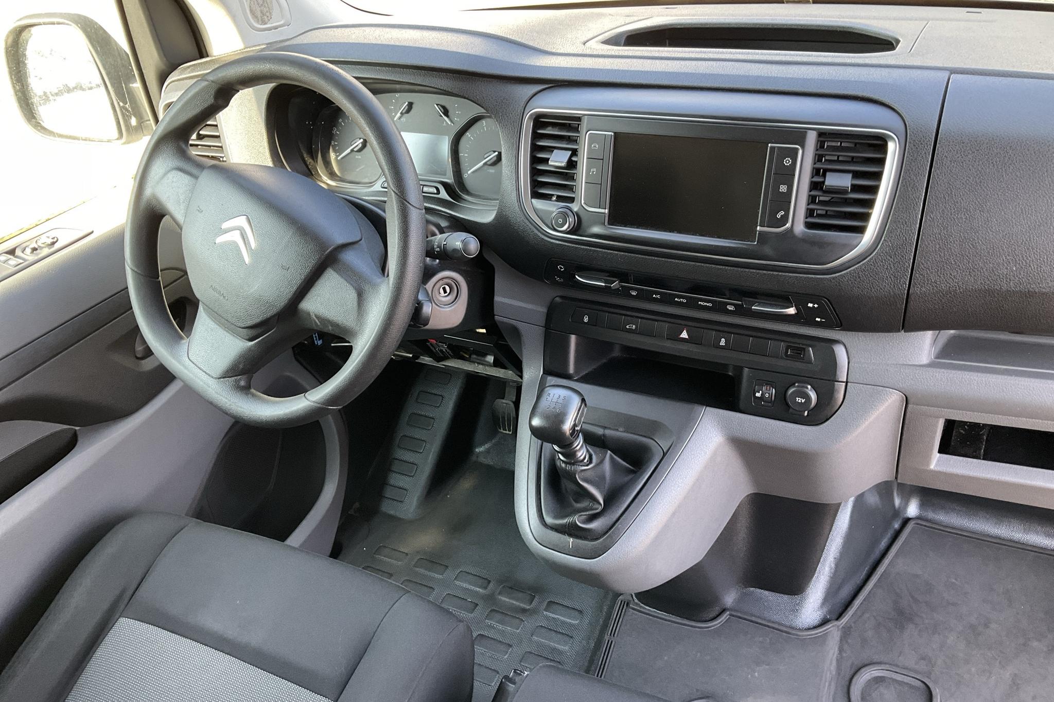 Citroen Jumpy III 2.0 BlueHDI Skåp (115hk) - 138 720 km - Manualna - biały - 2018