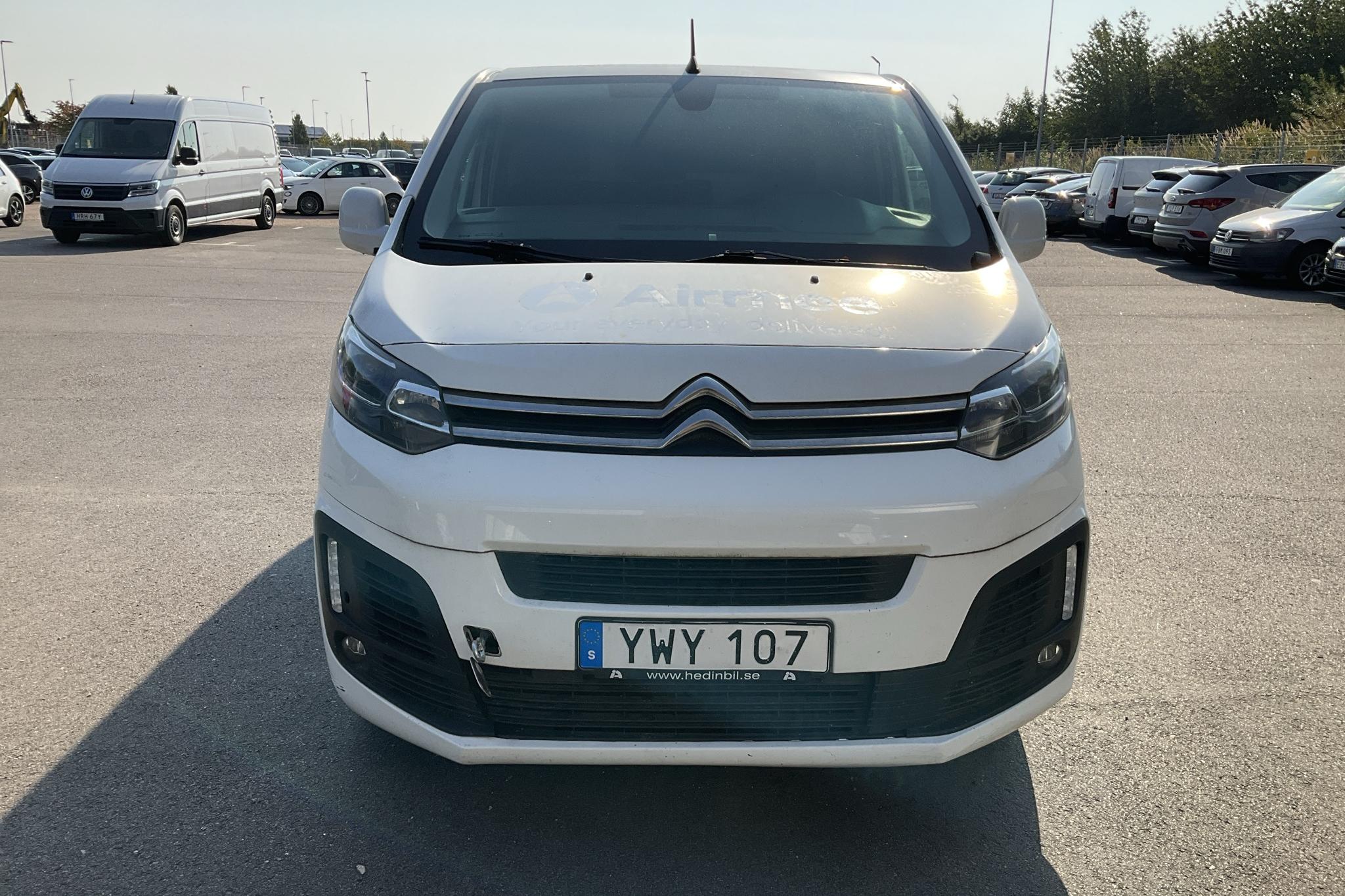 Citroen Jumpy III 2.0 BlueHDI Skåp (115hk) - 138 720 km - Manuaalinen - valkoinen - 2018