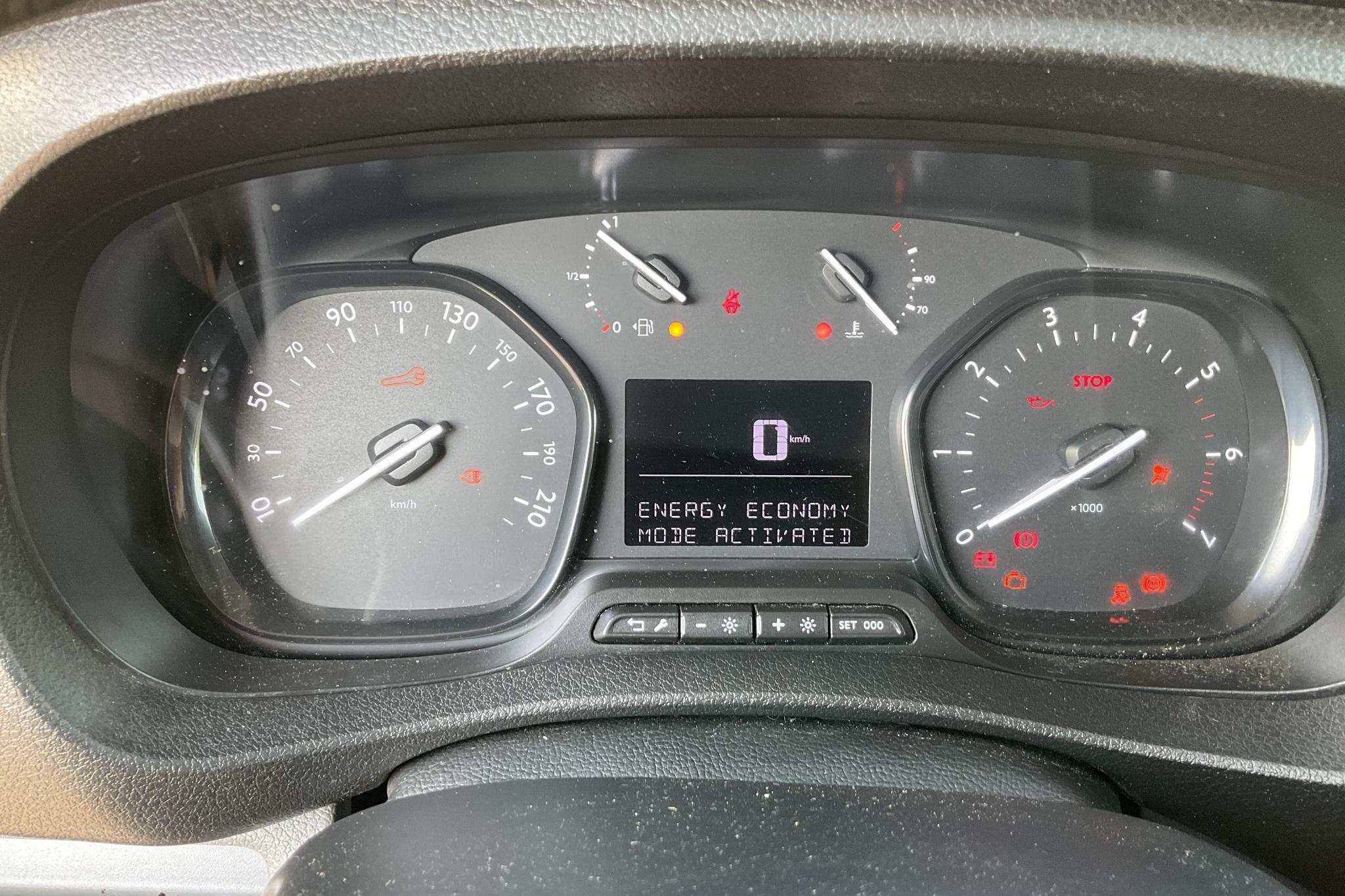 Citroen Jumpy III 2.0 BlueHDI Skåp (115hk) - 138 720 km - Manualna - biały - 2018