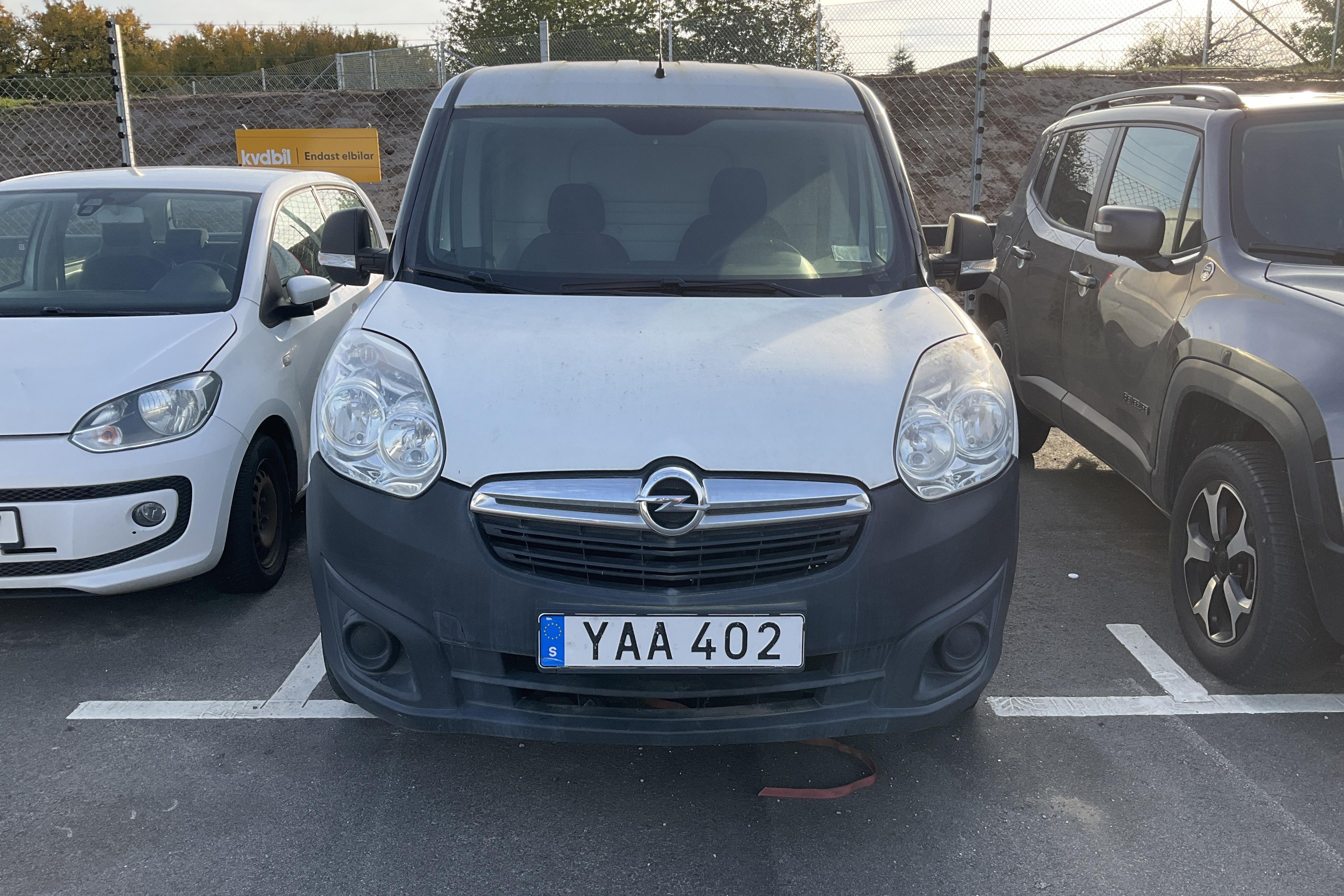 Opel Combo 1.6 CDTI Skåp (105hk) - 0 km - Manualna - biały - 2018