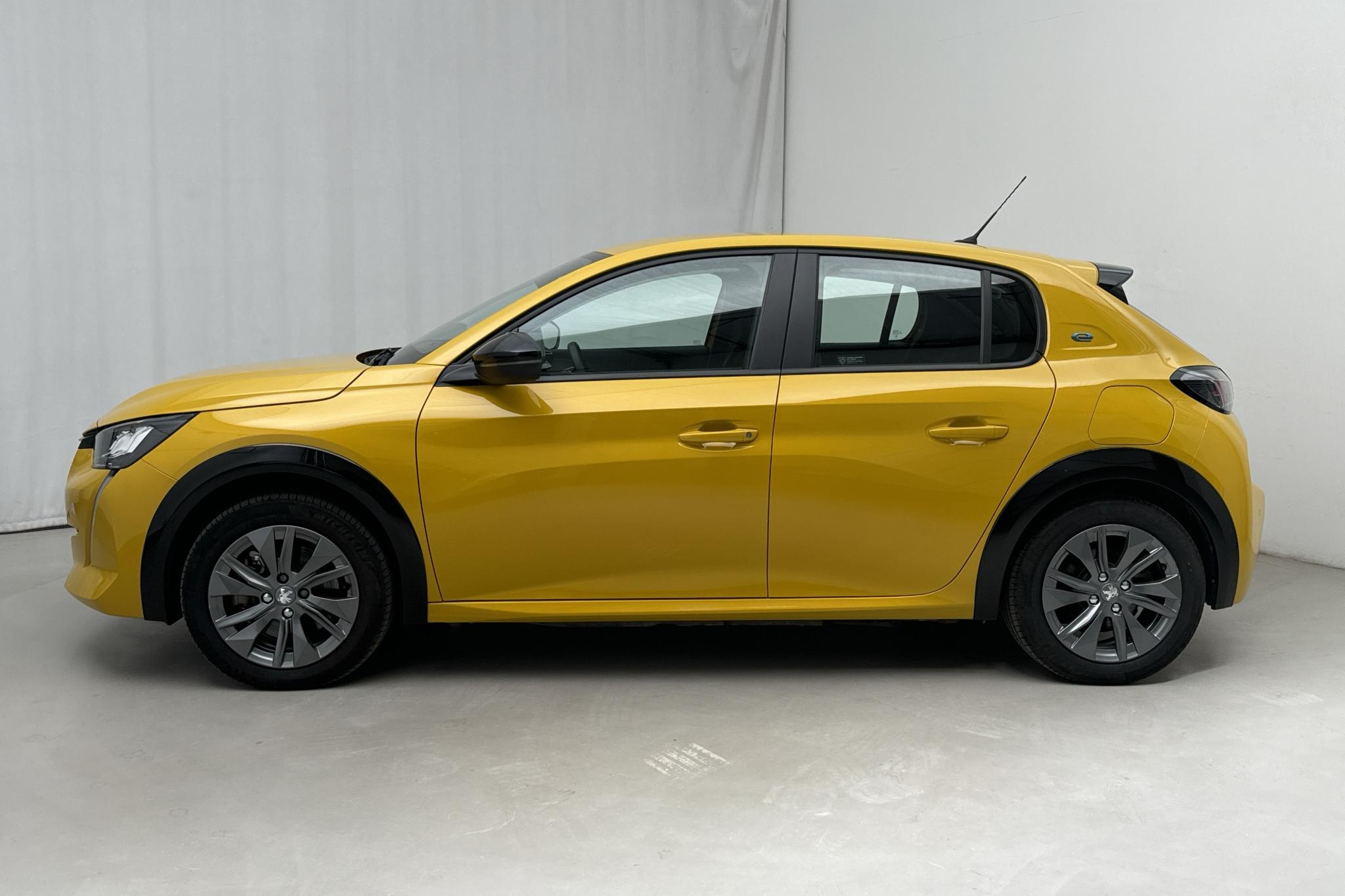 Peugeot e-208 50 kWh 5dr (136hk) - 10 340 km - Automatic - yellow - 2022