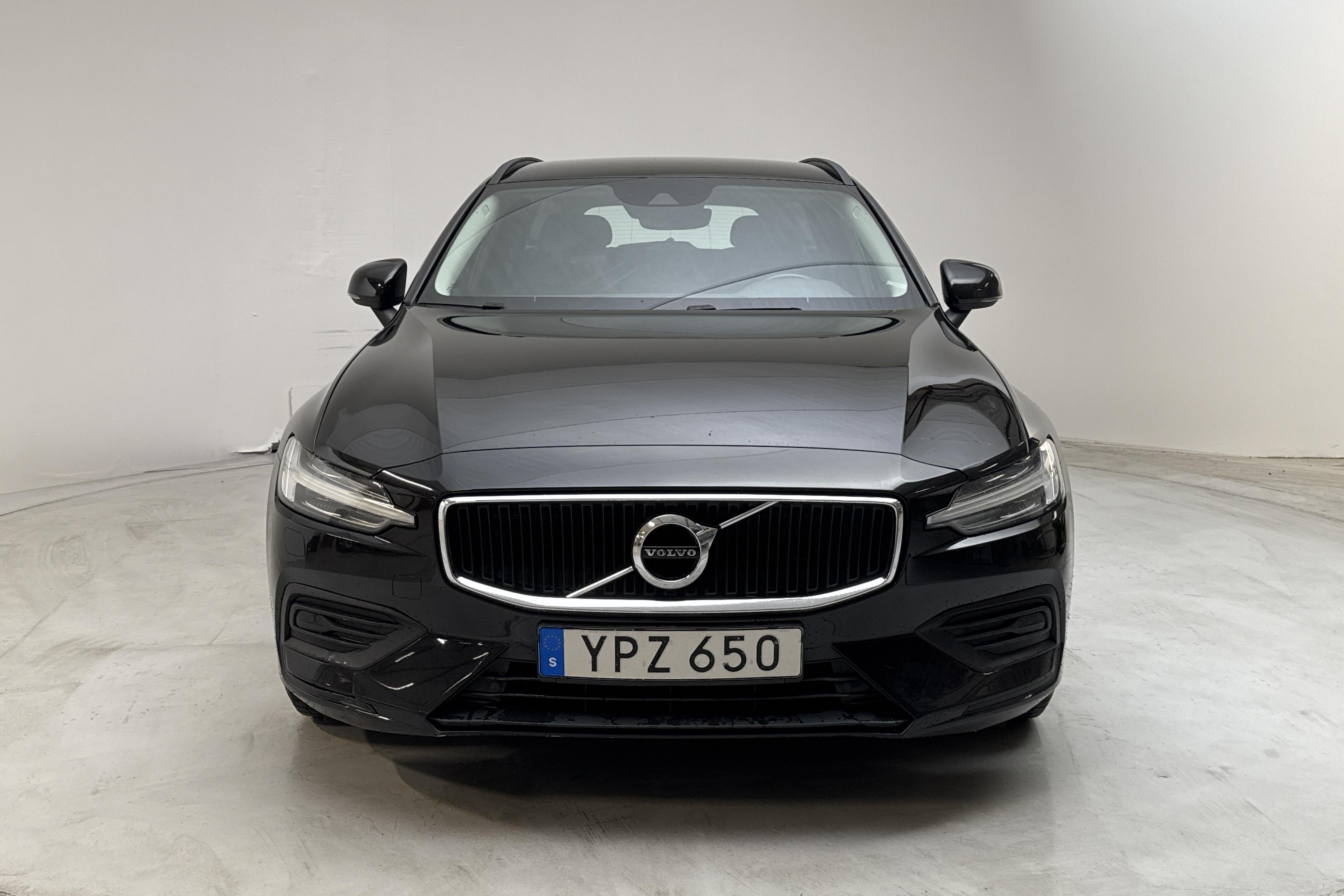 Volvo V60 D3 (150hk) - 199 820 km - Automatic - black - 2019