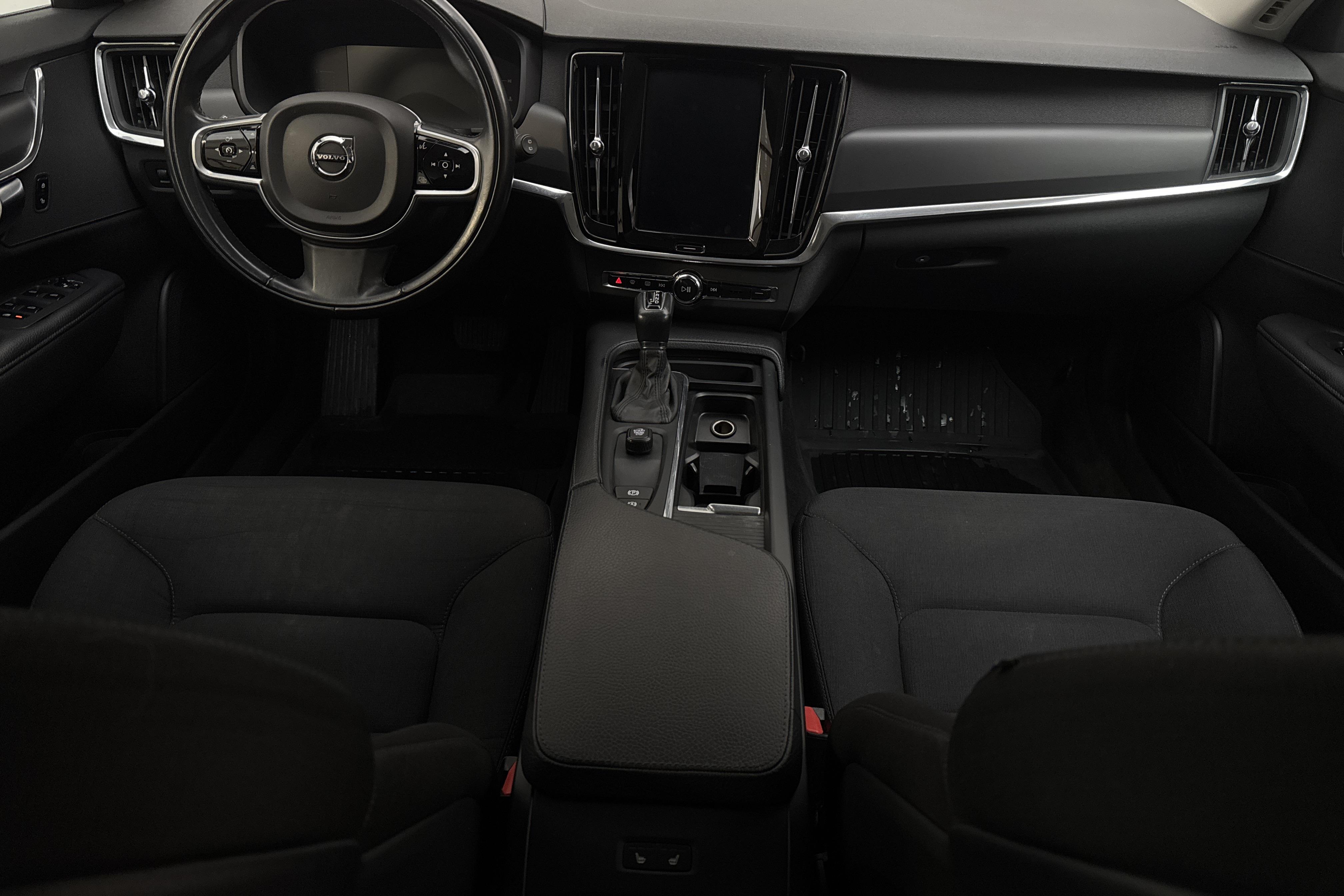 Volvo V90 D3 (150hk) - 16 993 mil - Automat - svart - 2018