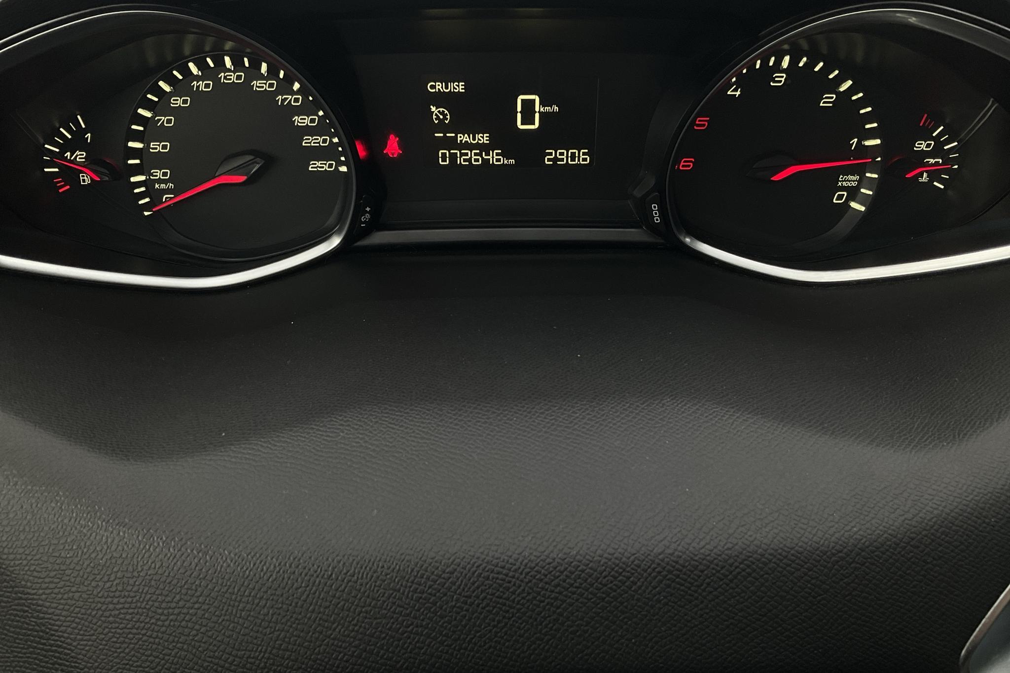 Peugeot 308 1.6 e-HDi (115hk) - 72 640 km - Manualna - Dark Blue - 2014