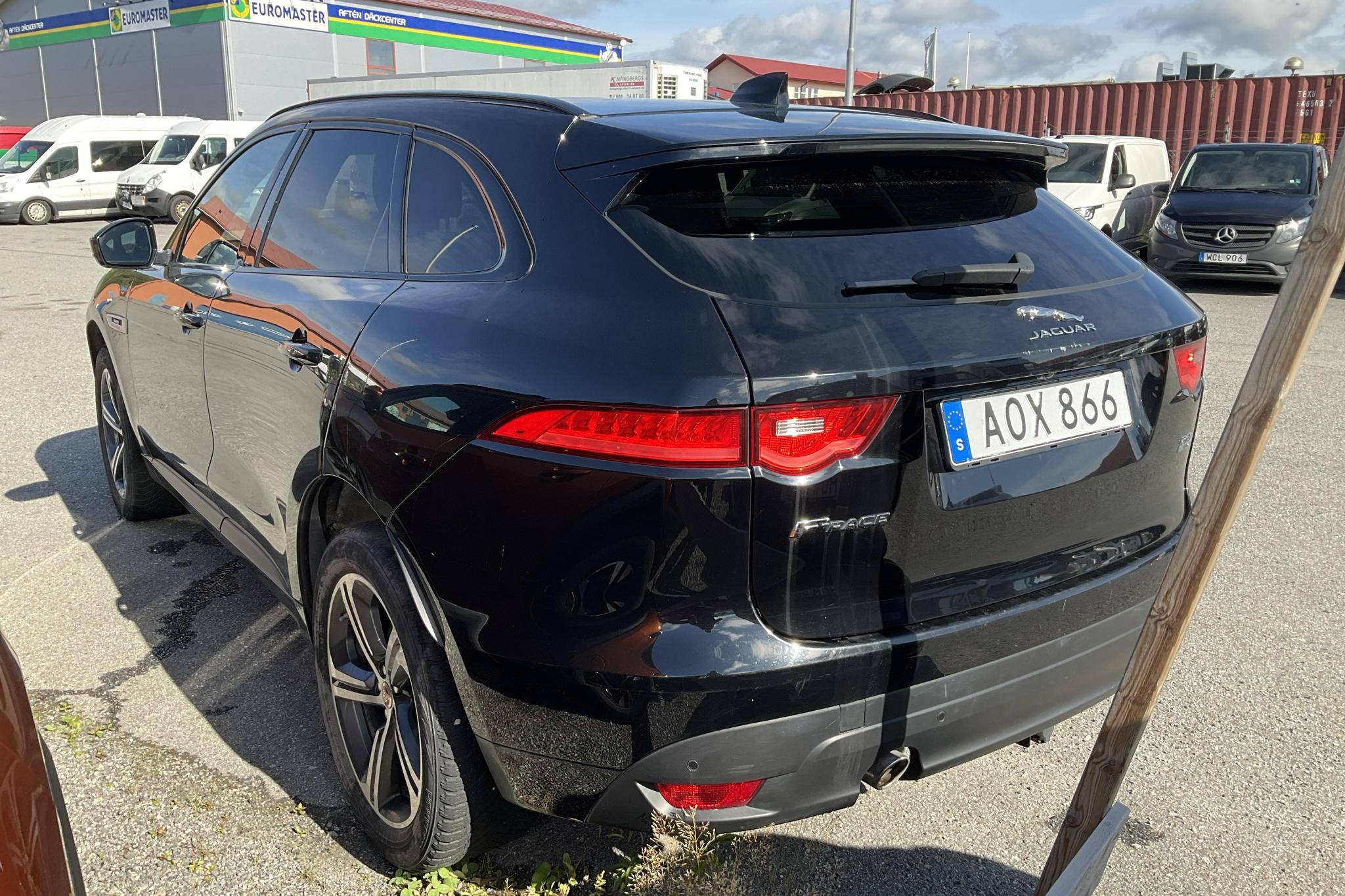 Jaguar F-Pace 2.0 AWD (250hk) - 200 110 km - Automaatne - must - 2019