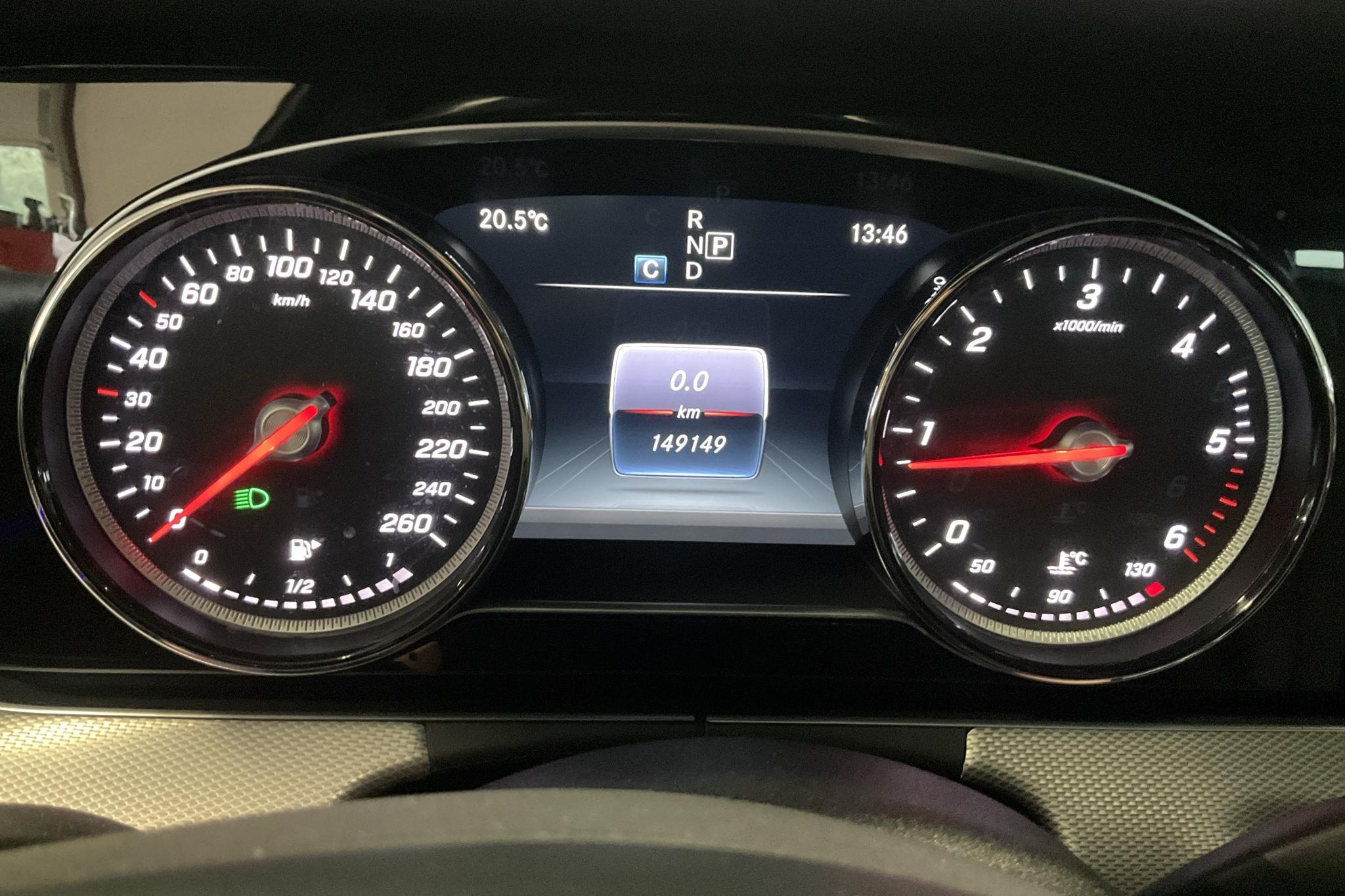 Mercedes E 220 d Kombi S213 (194hk) - 149 140 km - Automatyczna - szary - 2017