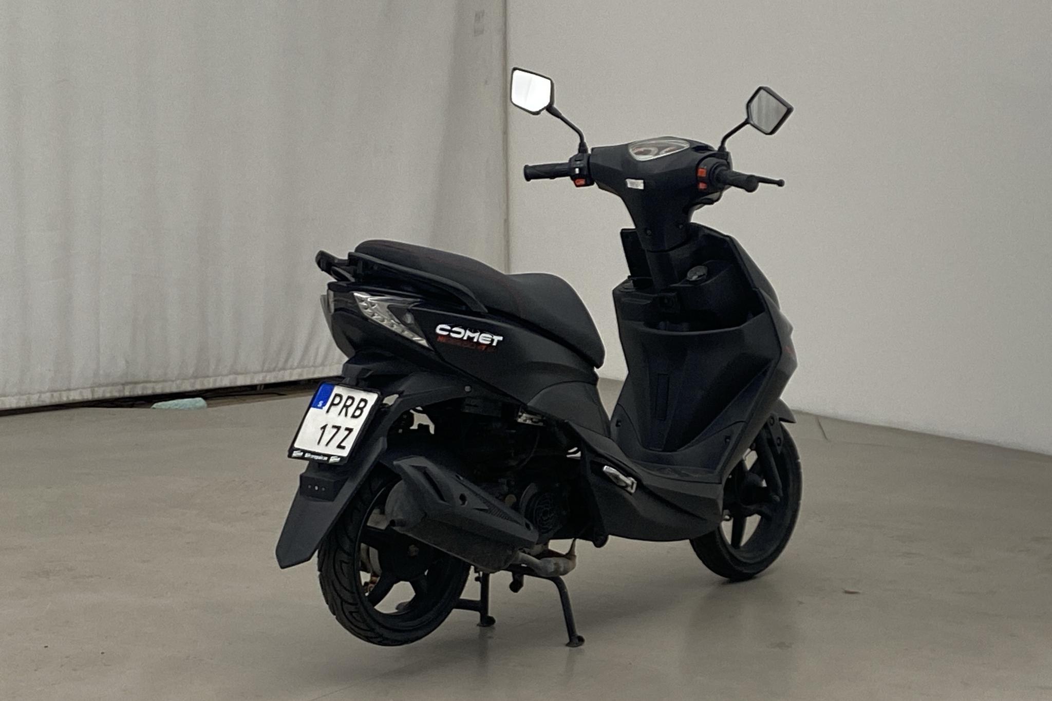 MOTOCR COMET Moped KlassI - 372 mil - Automat - 2023