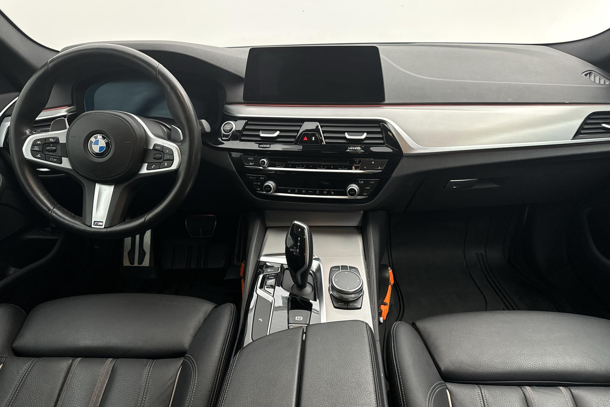 BMW 530d xDrive Touring, G31 (265hk) - 13 452 mil - Automat - grå - 2019