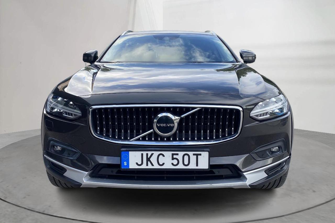 Volvo V90 B5 Cross Country AWD Mildhybrid, Diesel (235hk) - 140 060 km - Automatyczna - szary - 2021