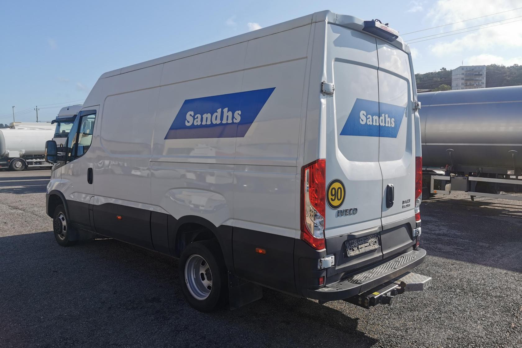 IVECO DAILY 50C18H - 68 621 km - Automatyczna - biały - 2021