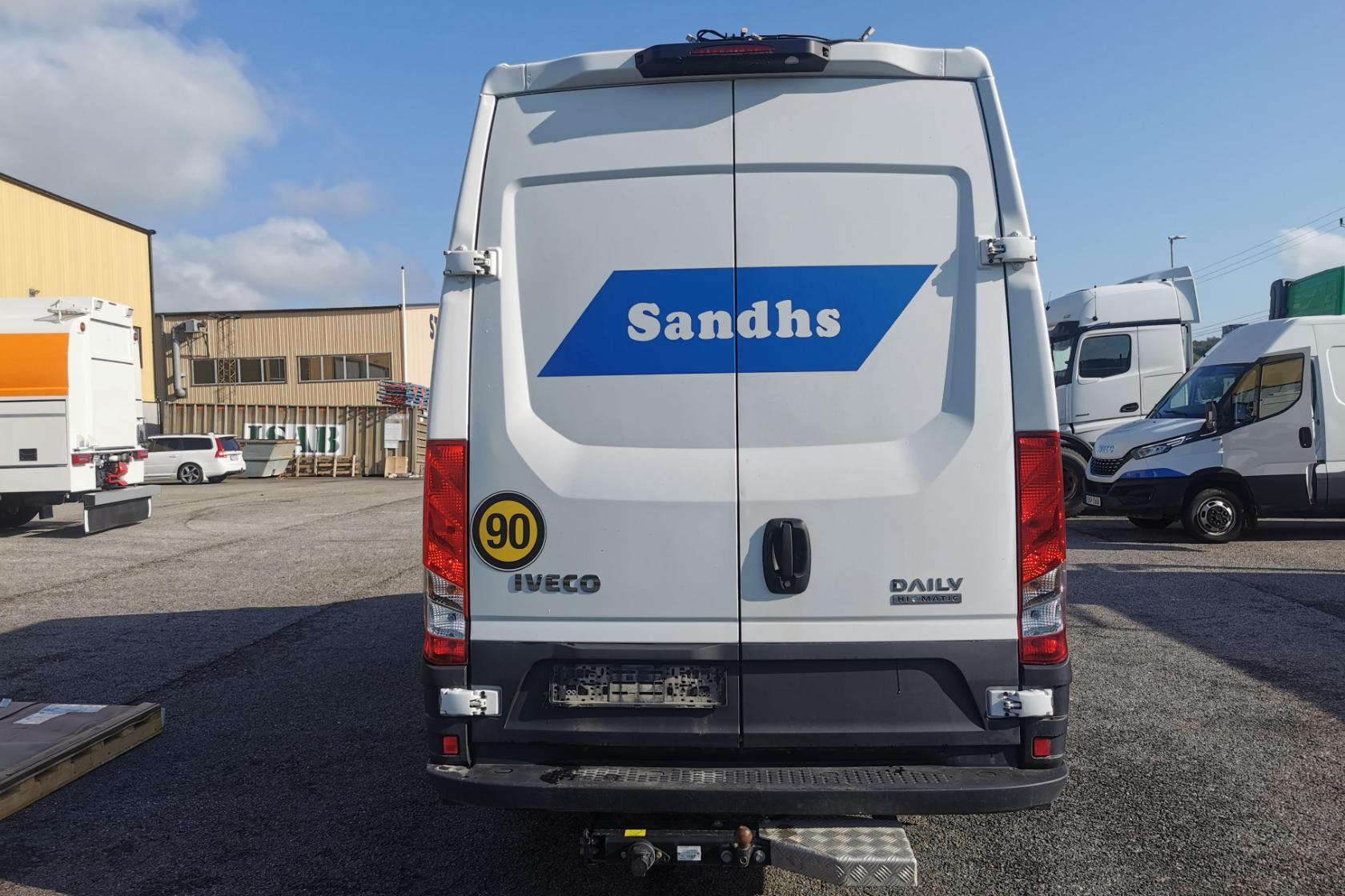 IVECO DAILY 50C18H - 68 621 km - Automatyczna - biały - 2021