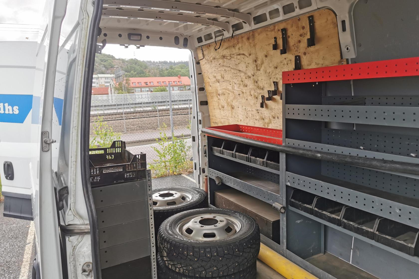 IVECO DAILY 50C18H - 68 621 km - Automat - vit - 2021