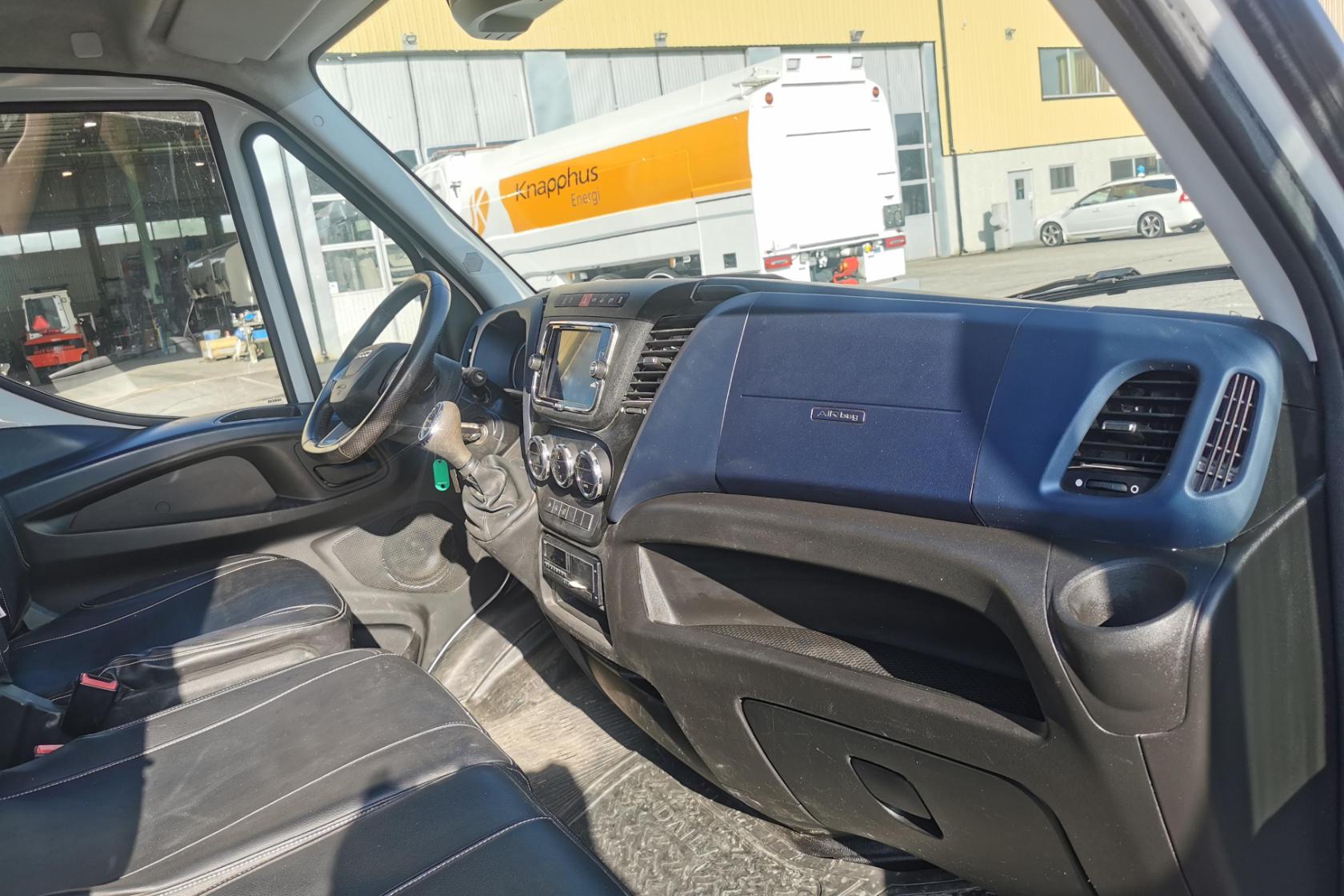 IVECO DAILY 50C18H - 68 621 km - Automaattinen - valkoinen - 2021