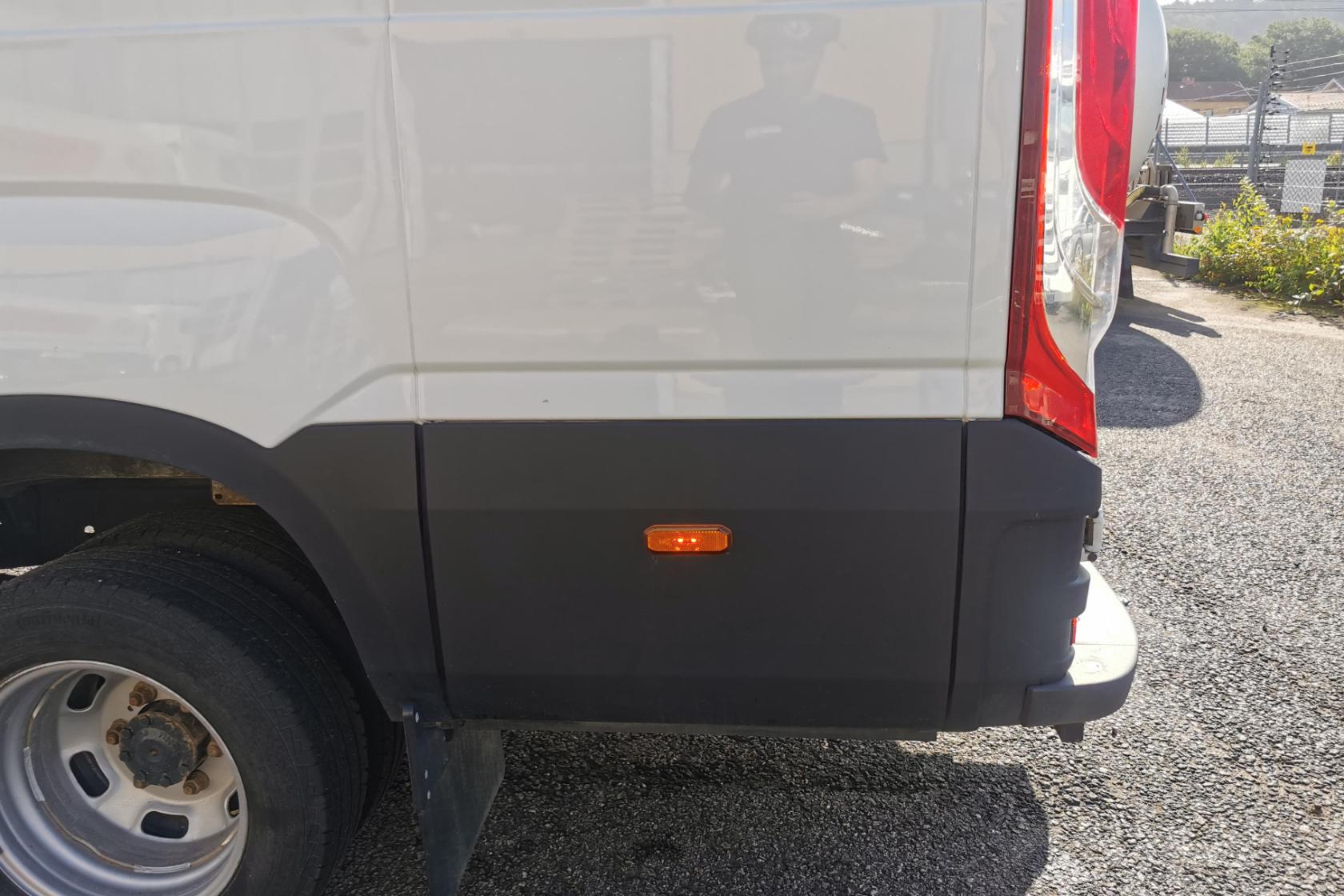 IVECO DAILY 50C18H - 68 621 km - Automat - vit - 2021