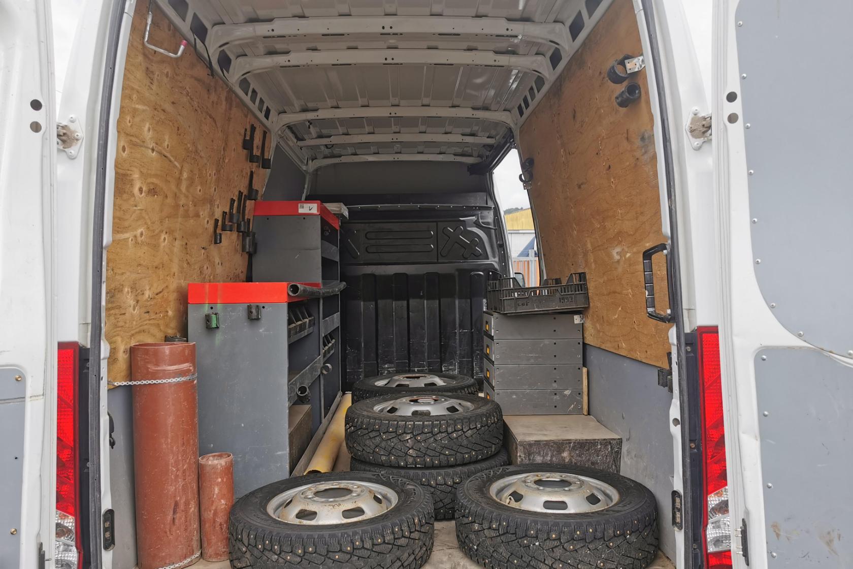 IVECO DAILY 50C18H - 68 621 km - Automat - vit - 2021