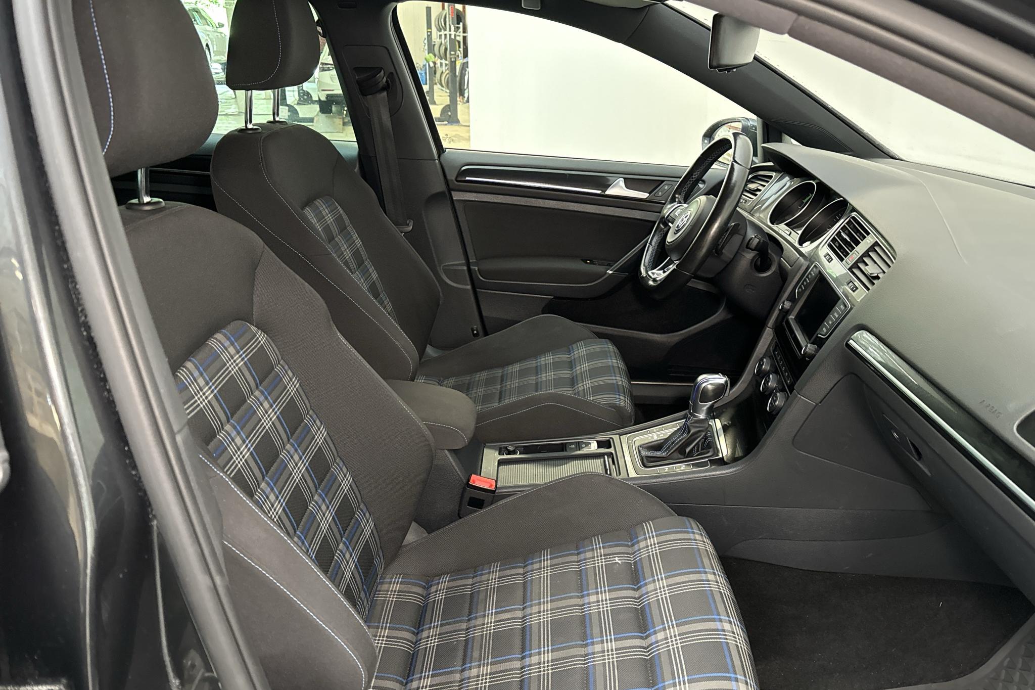 VW Golf VII 1.4 Plug-in-Hybrid 5dr (204hk) - 96 500 km - Automatyczna - szary - 2016