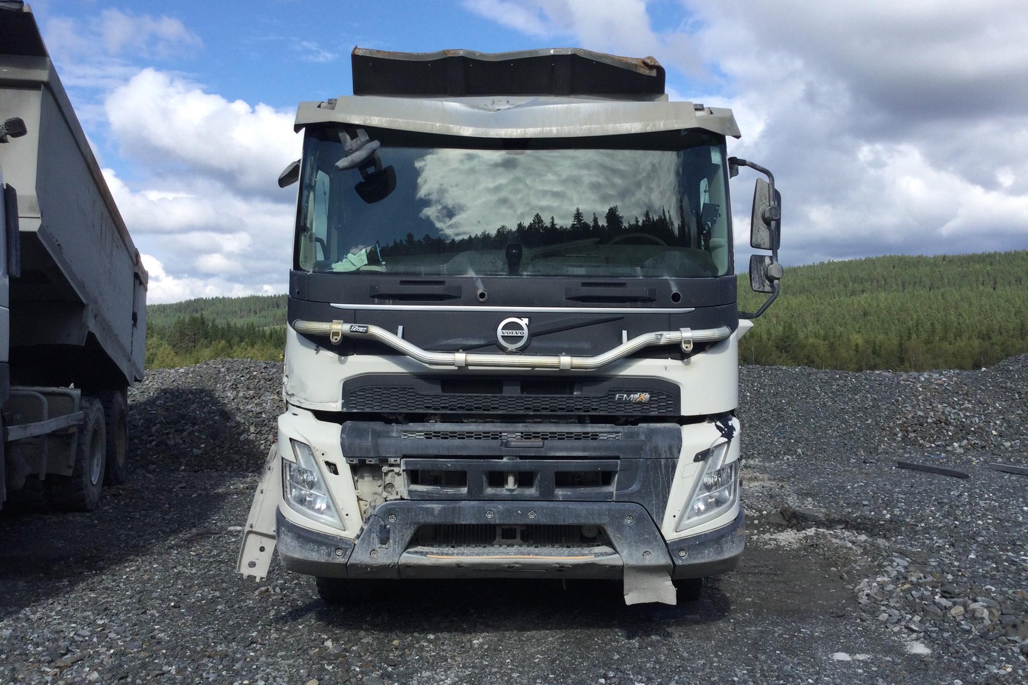 VOLVO FMX dumperbil - 74 565 km - Automat - vit - 2021