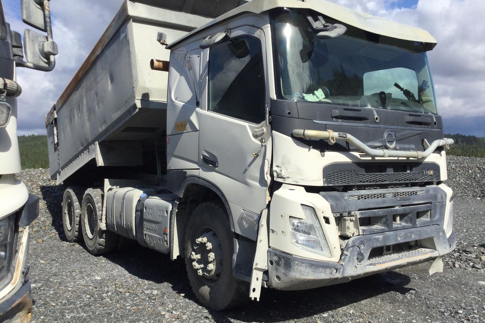 VOLVO FMX dumperbil - 74 565 km - Automat - vit - 2021