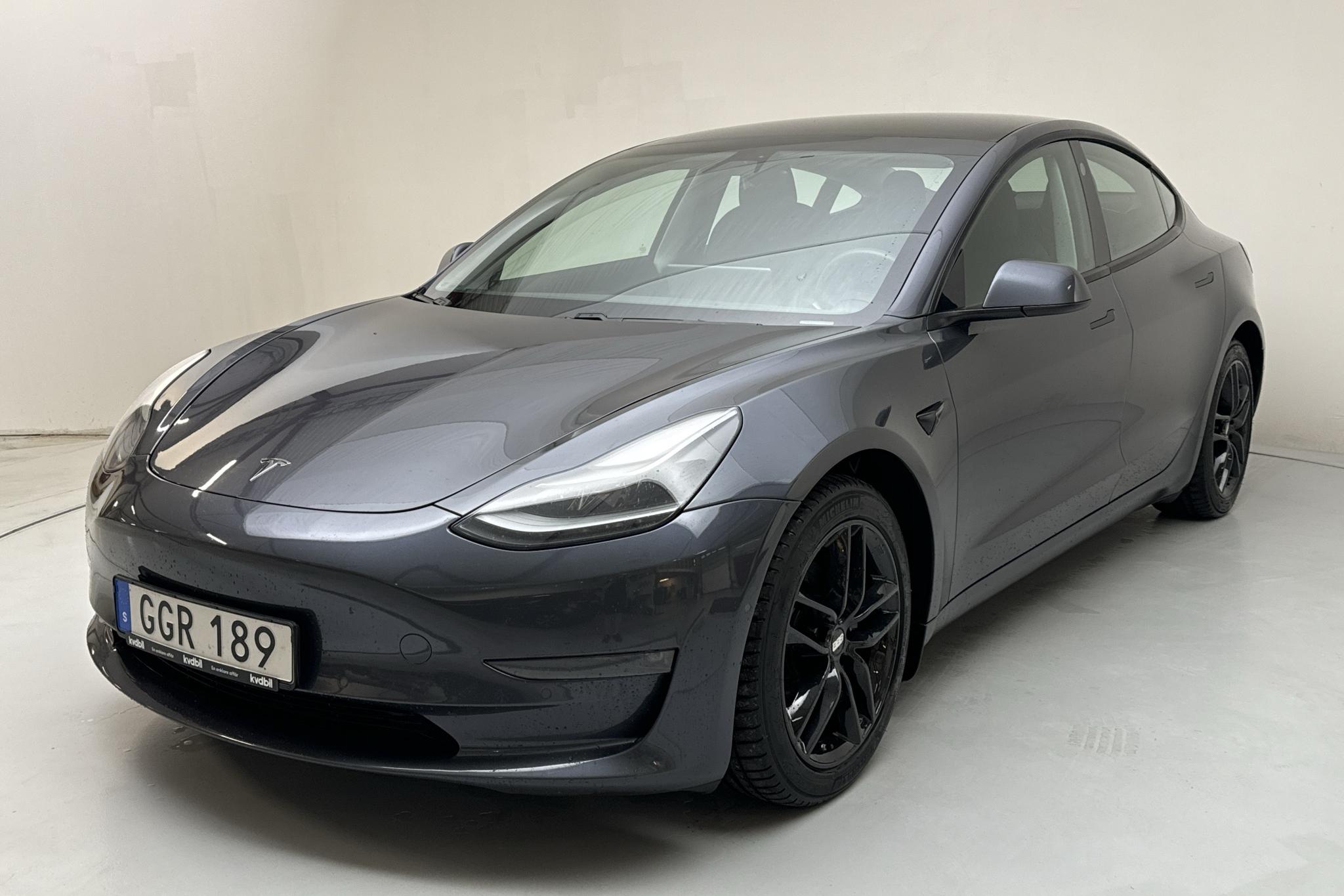 Tesla Model 3 Long Range Dual Motor AWD - 16 124 mil - Automat - grå - 2021