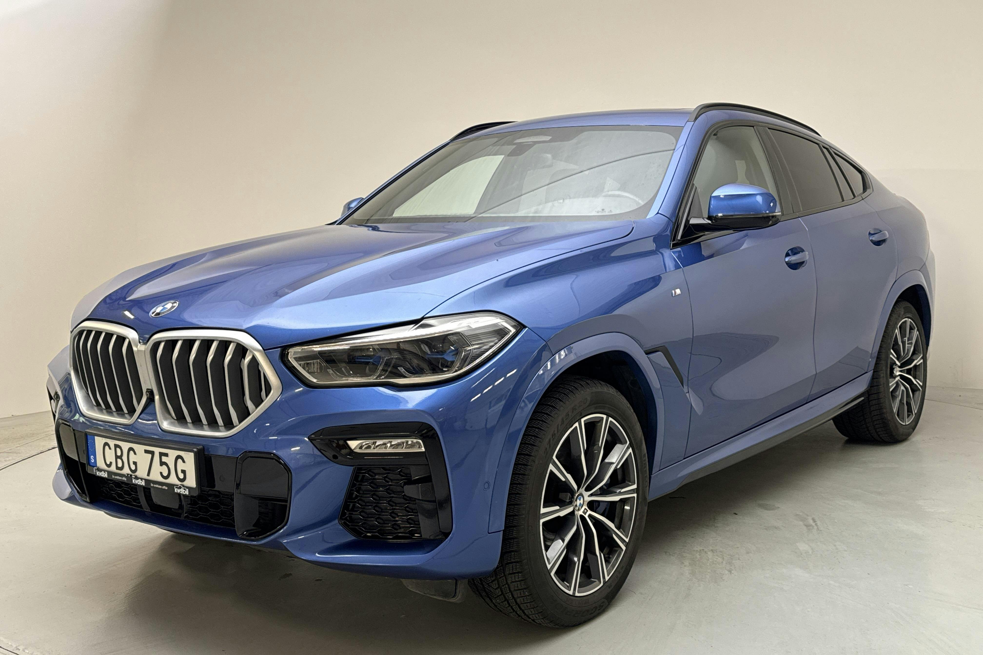 Esitlusfoto 1 aadressil 15: BMW X6 xDrive 40i, G06 (340hk) - 102 780 km - Automaatne - sinine - 2020