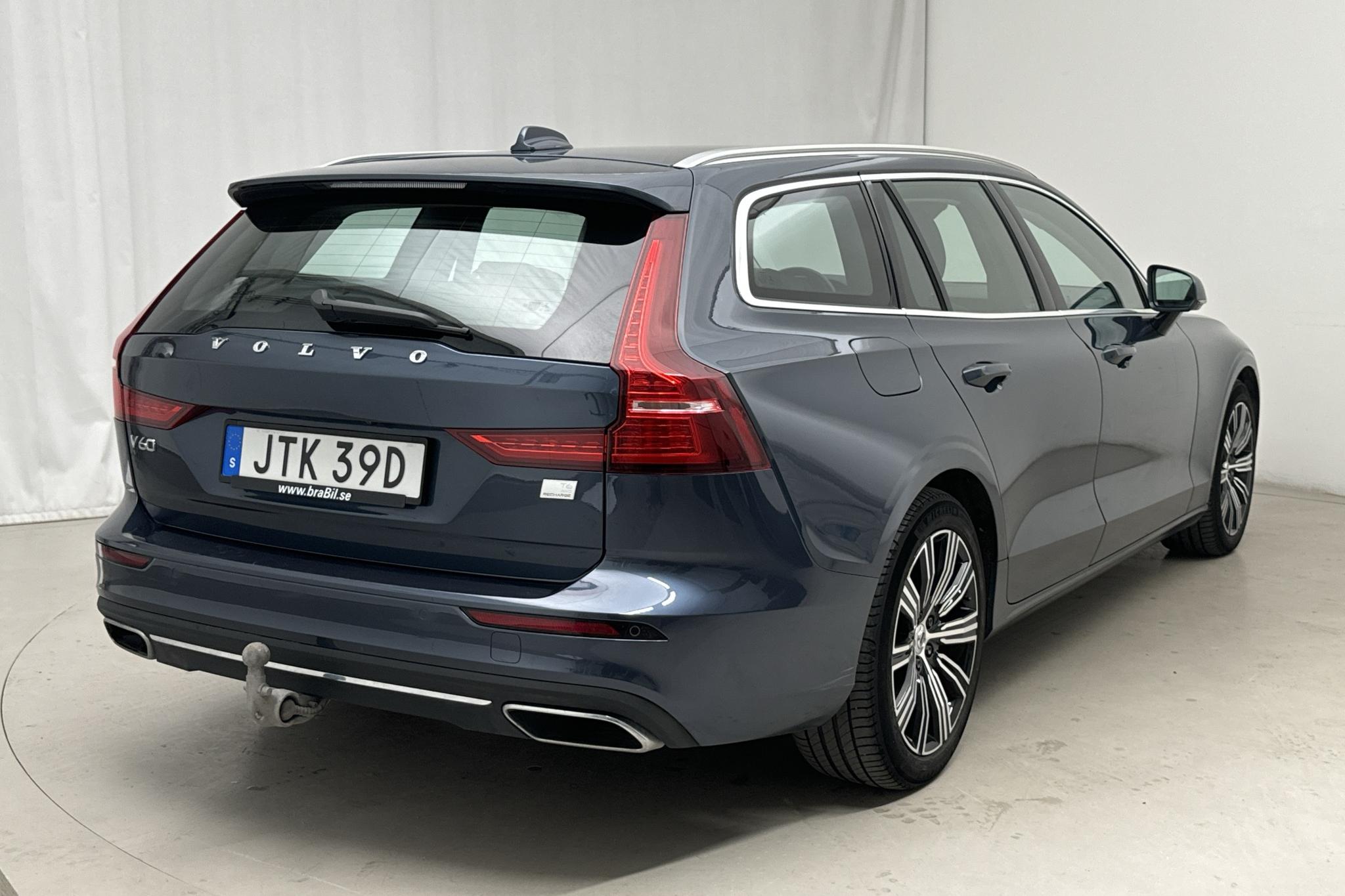 Volvo V60 T6 AWD Twin Engine (340hk) - 6 959 mil - Automat - Dark Blue - 2021