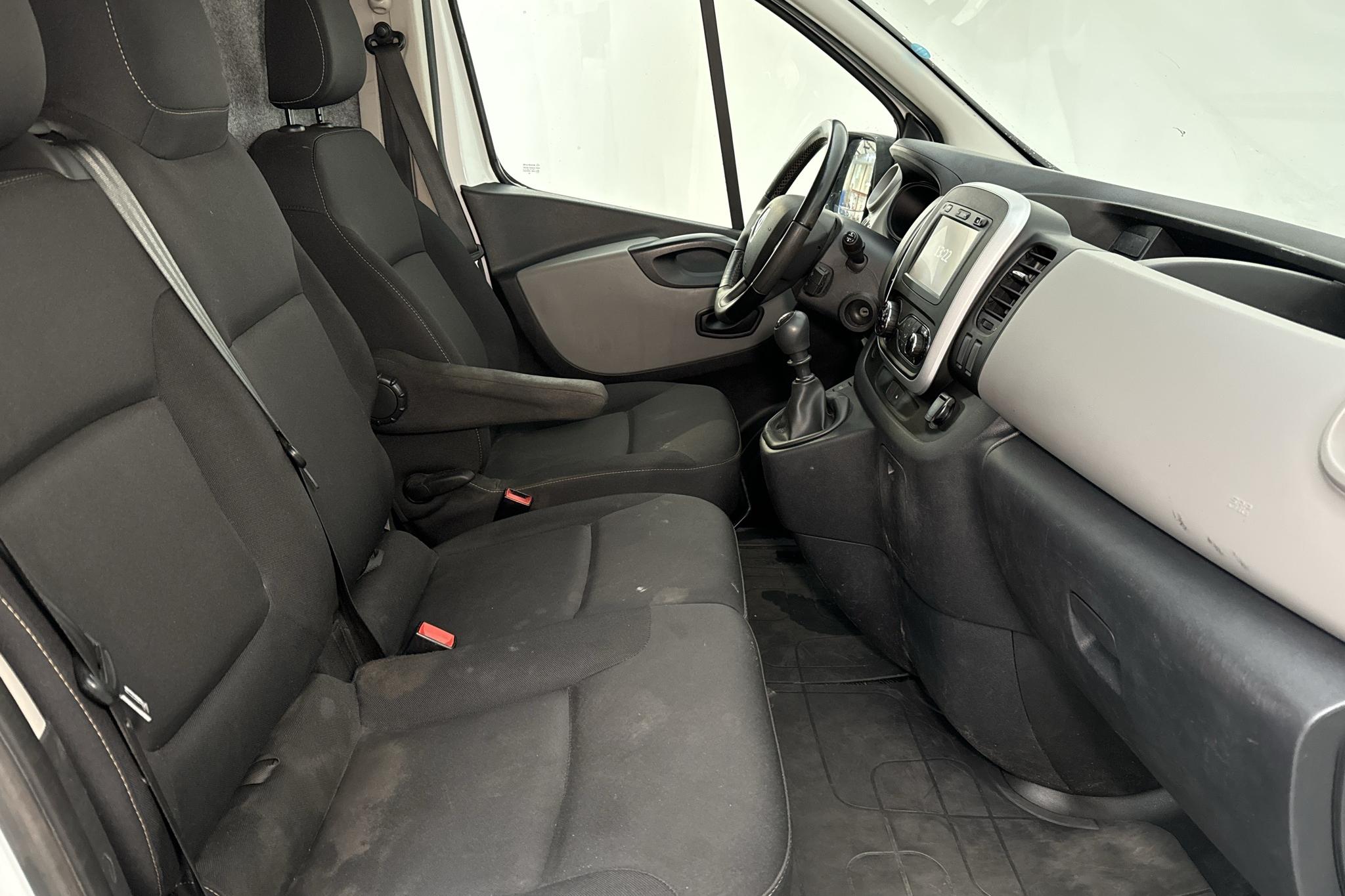 Renault Trafic 1.6 dCi Skåp (125hk) - 132 570 km - Manuaalinen - valkoinen - 2018