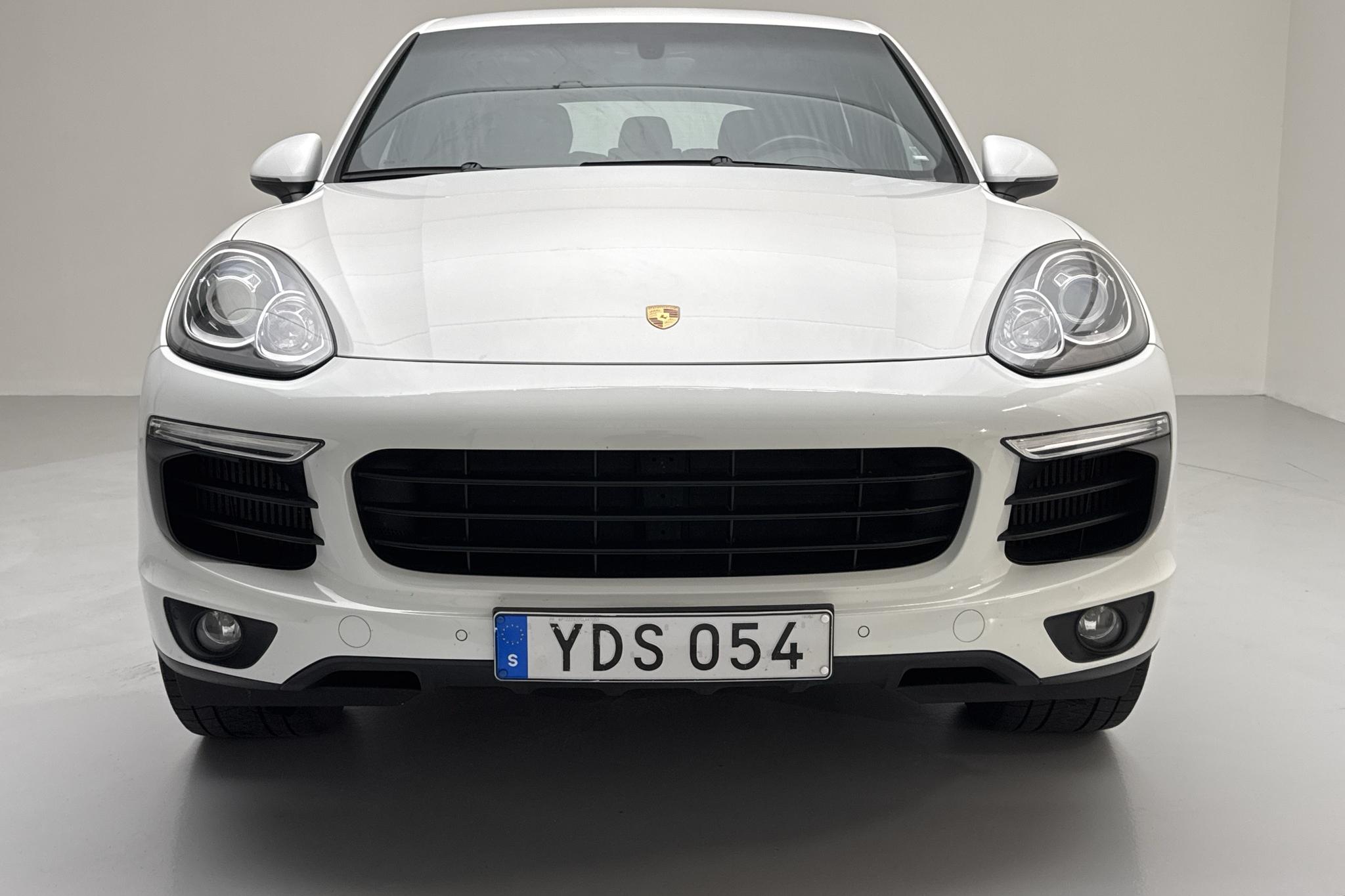 Porsche Cayenne Diesel (262hk) - 129 590 km - Automatyczna - biały - 2016