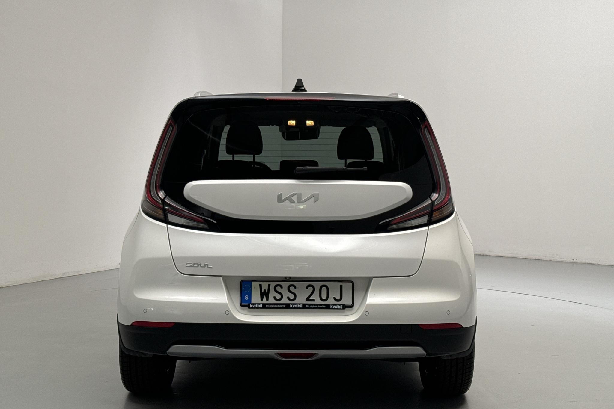 KIA e-Soul Long Range 64 kWh (204hk) - 3 152 mil - Automat - vit - 2023