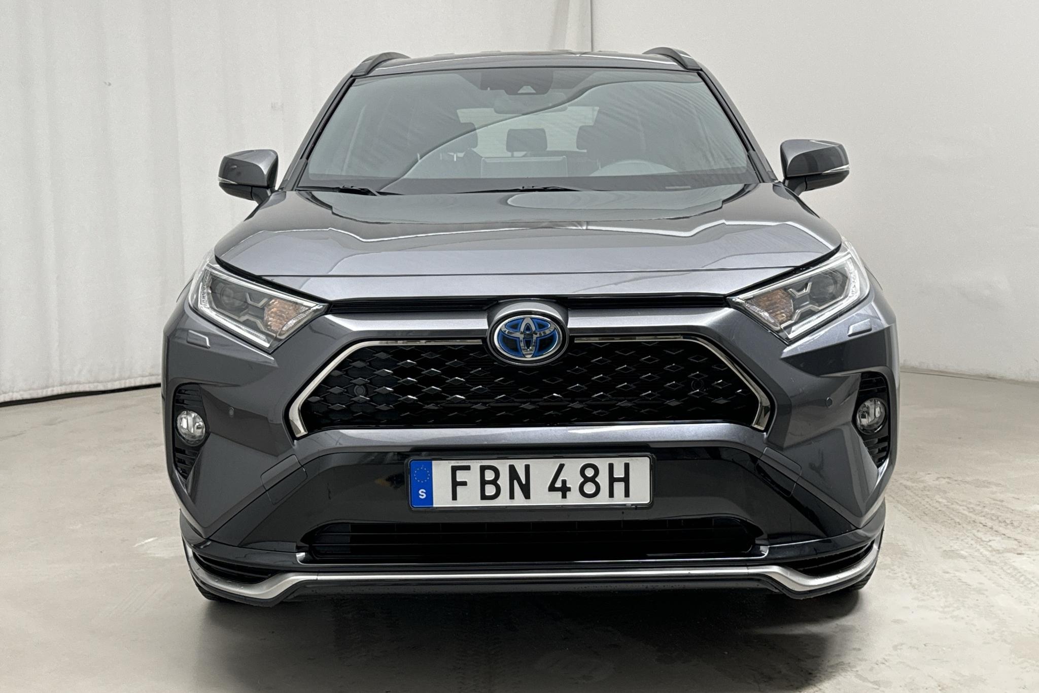 Toyota RAV4 2.5 Plug-in Hybrid AWD (306hk) - 43 310 km - Automaatne - Dark Grey - 2022