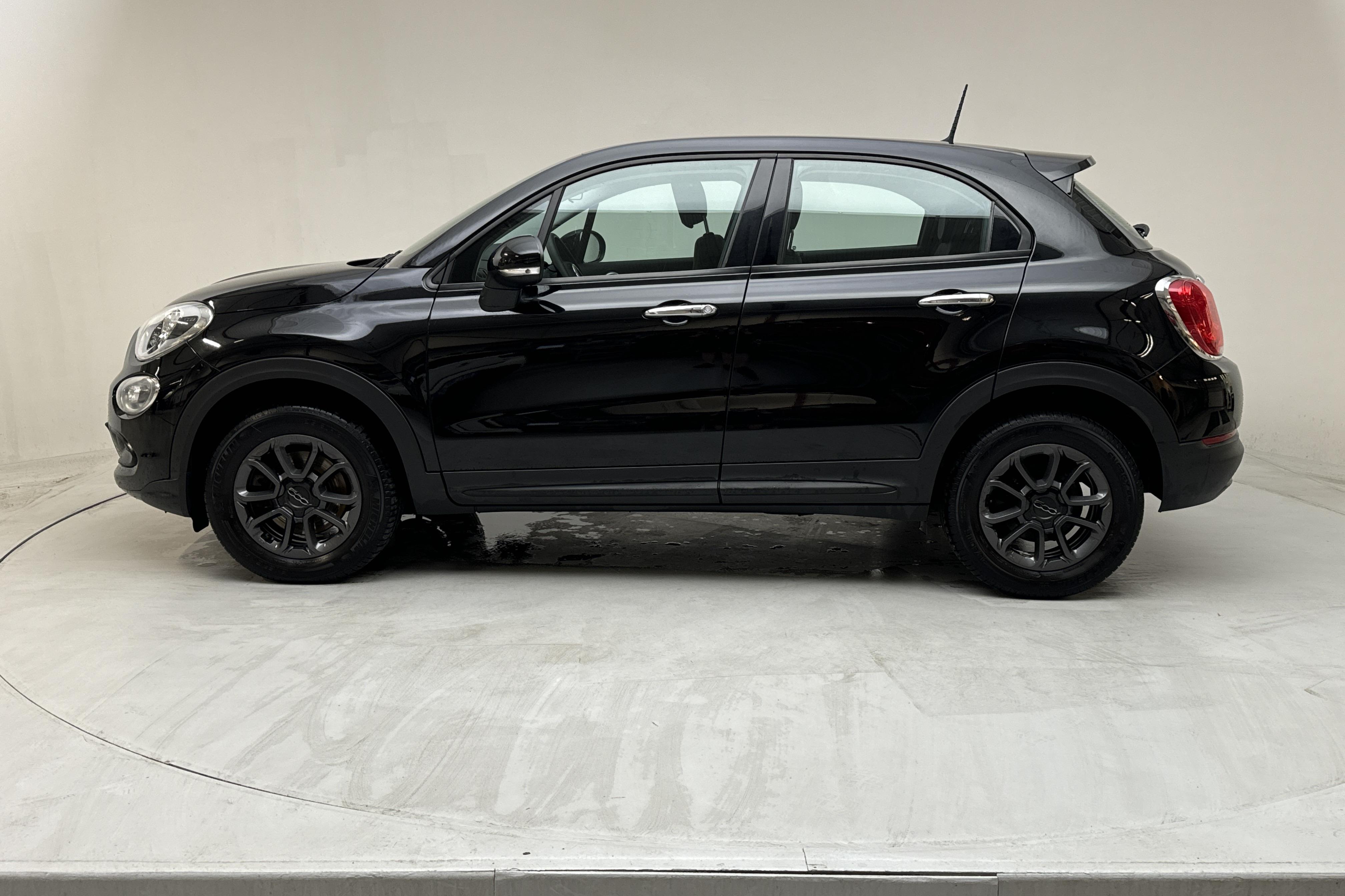 Fiat 500X 1.6 E-torq (110hk) - 63 040 km - Manual - black - 2018