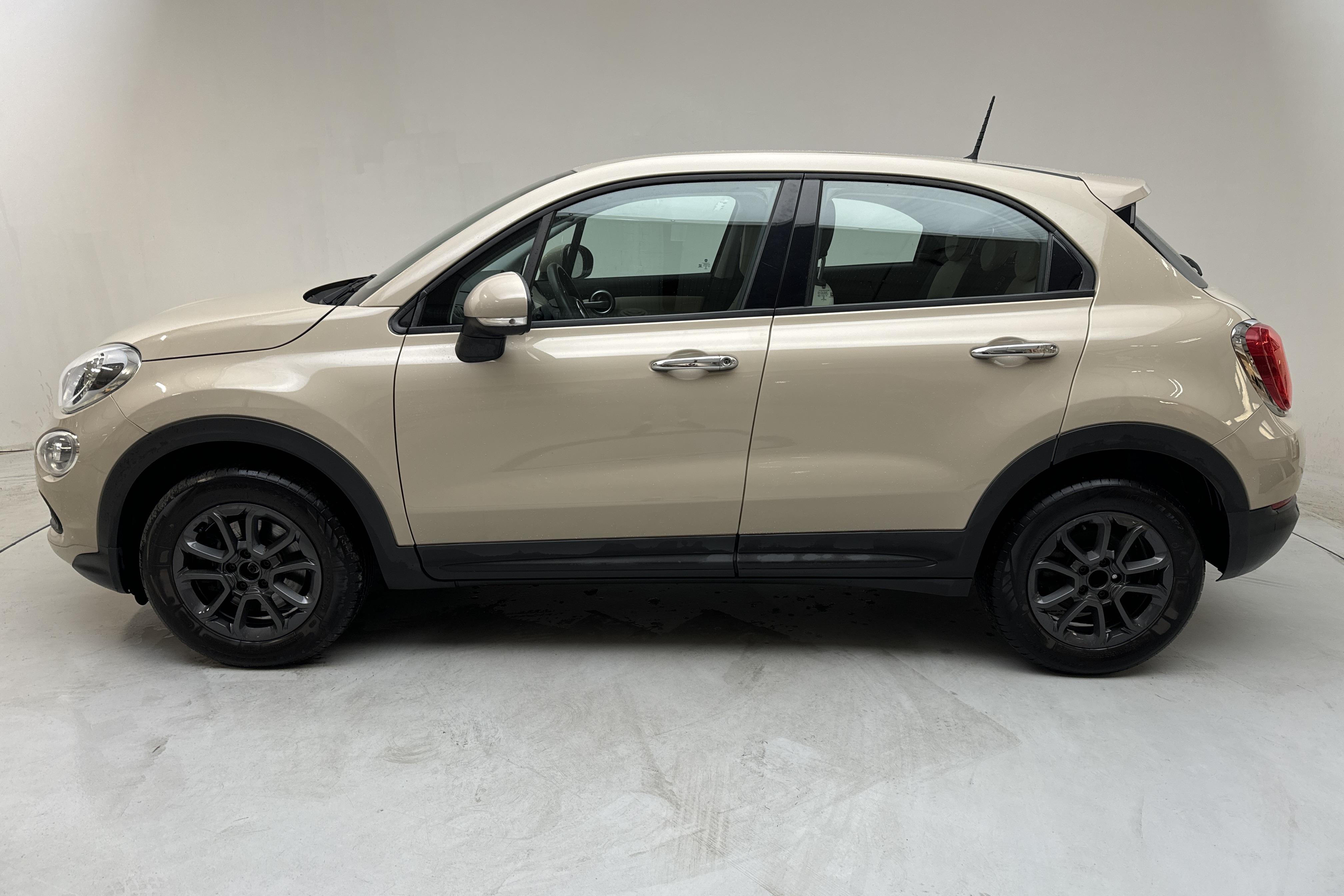 Fiat 500X 1.6 E-torq (110hk) - 85 690 km - Manualna - brązowy - 2018