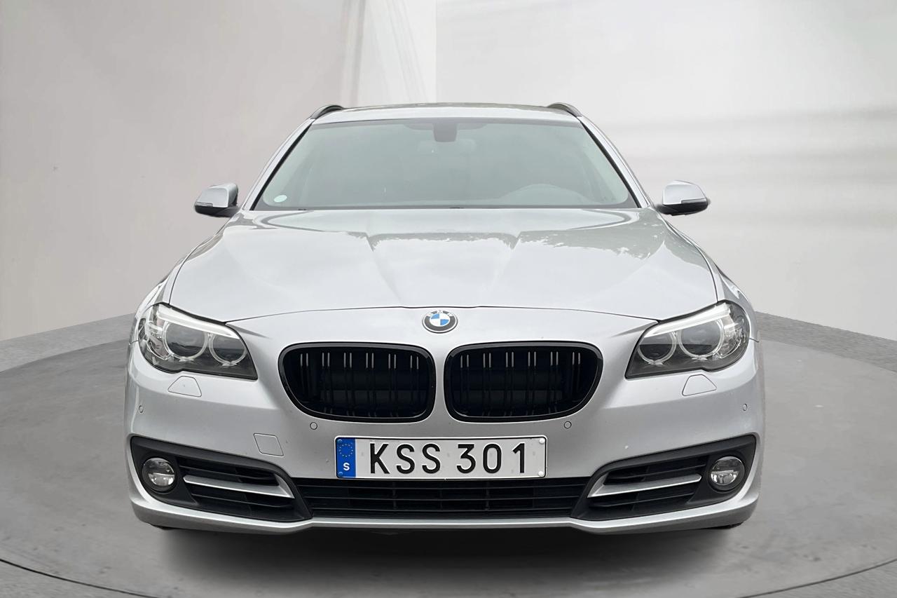 BMW 530d xDrive Touring, F11 (258hk) - 15 522 mil - Automat - silver - 2015