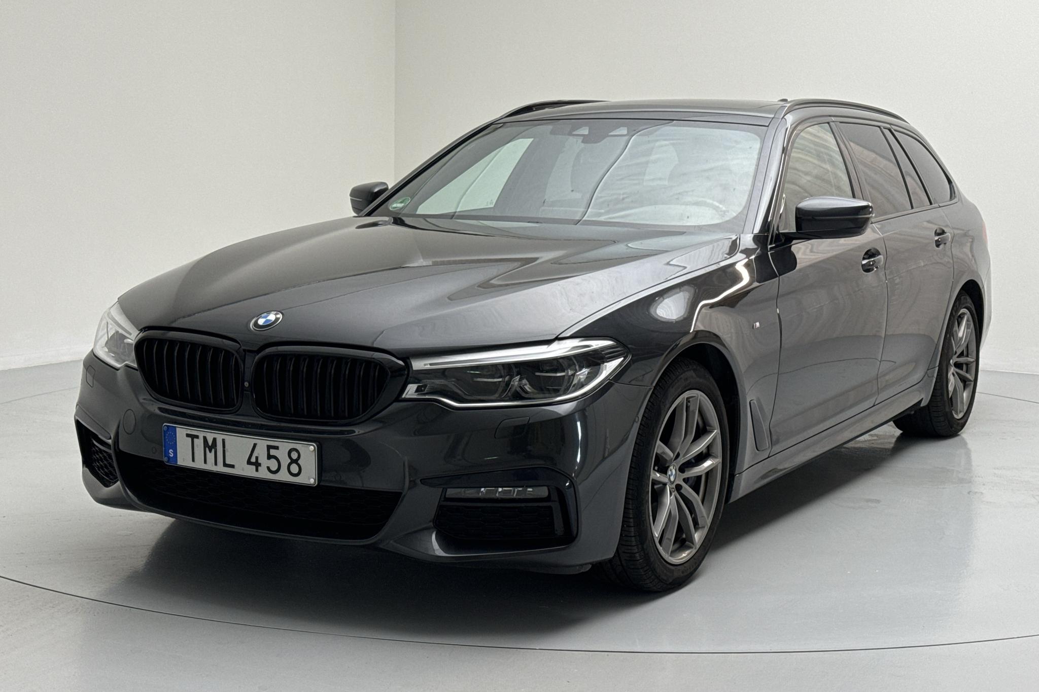 BMW 530i xDrive Touring, G31 (252hk) - 88 020 km - Automatic - gray - 2019