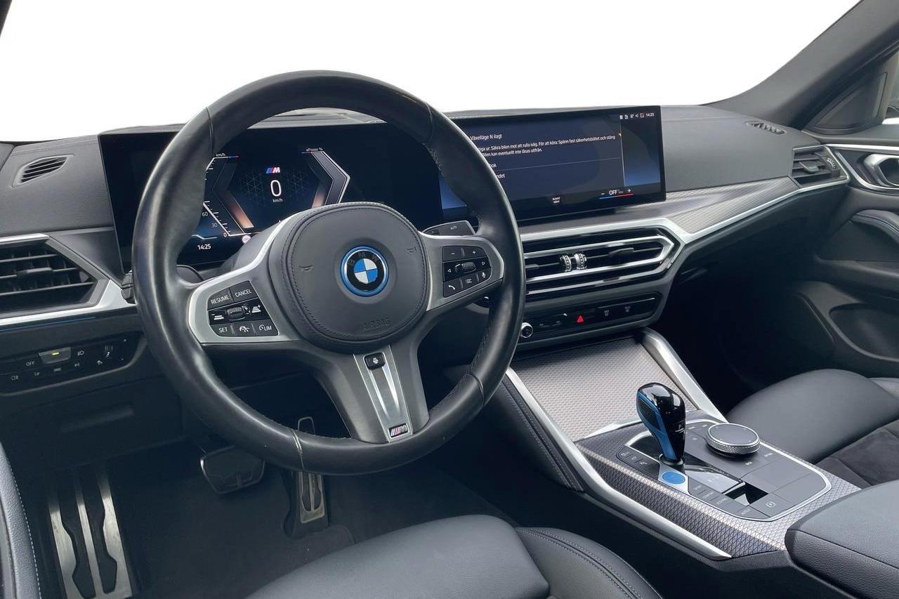 BMW i4 eDrive40, G26 (330hk) - 85 310 km - Automaatne - must - 2022