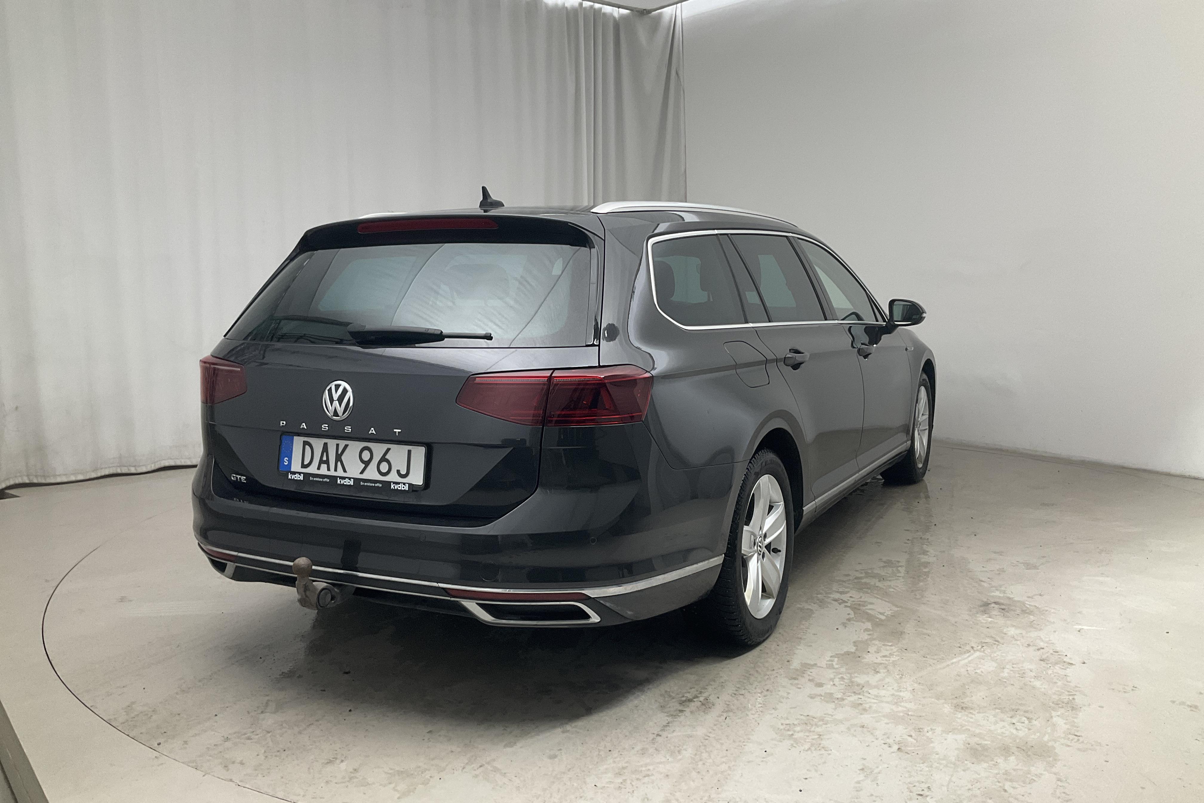 VW Passat 1.4 GTE Sportscombi (218hk) - 77 360 km - Automatic - Dark Grey - 2020