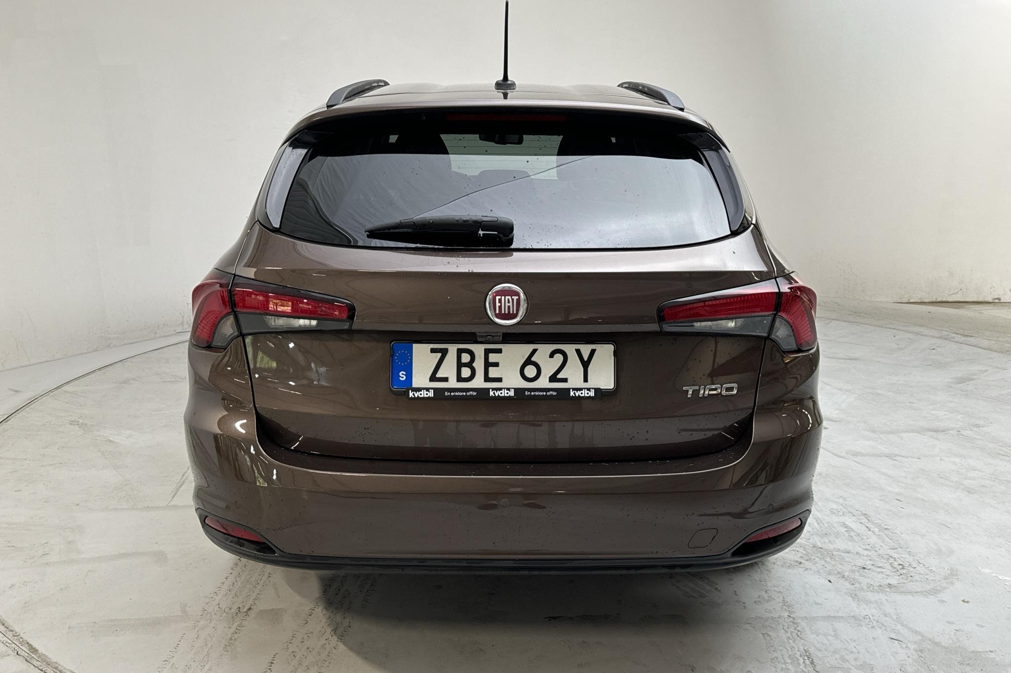 Fiat Tipo 1.4 Kombi (120hk) - 51 120 km - Manualna - brązowy - 2020