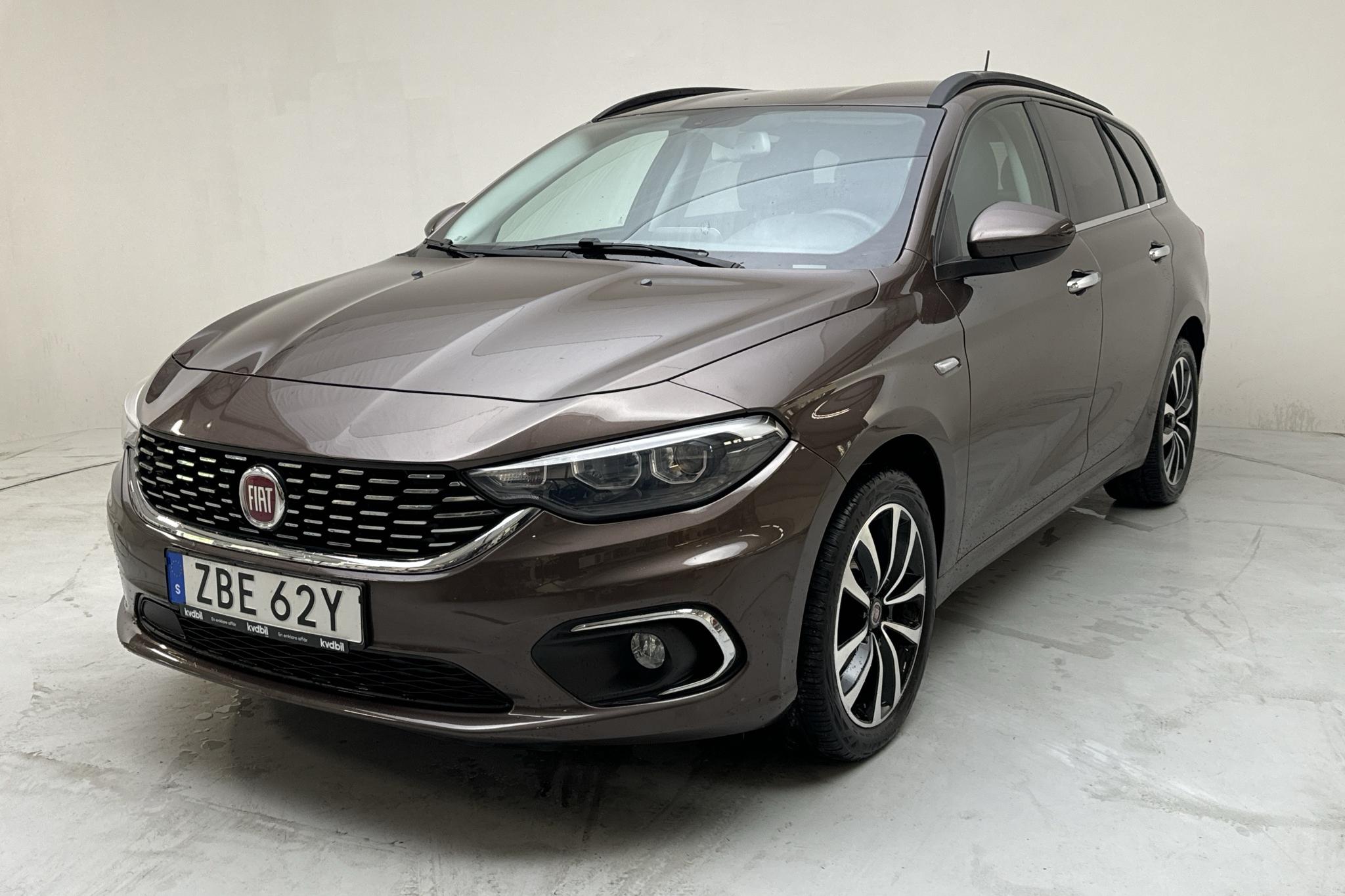 Fiat Tipo 1.4 Kombi (120hk) - 51 120 km - Manualna - brązowy - 2020