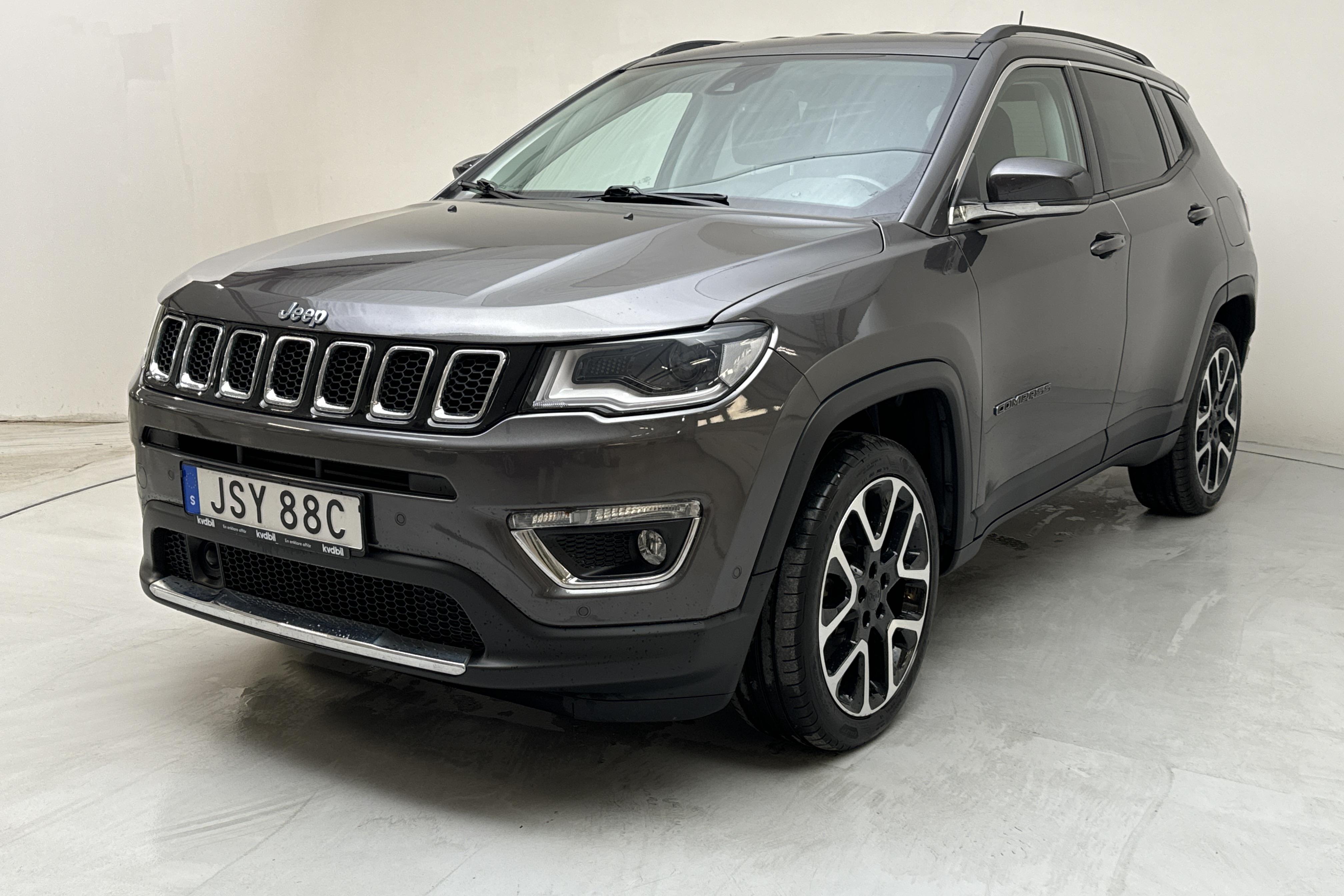 Jeep Compass 1.3 PHEV 4WD (190hk) - 75 530 km - Automatic - gray - 2020