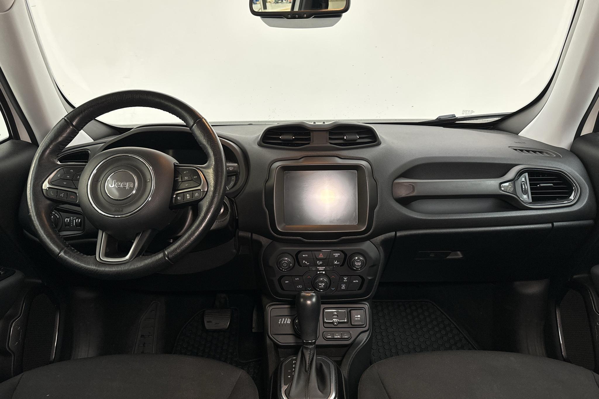 Jeep Renegade 1.3 PHEV 4WD (190hk) - 69 970 km - Automatic - white - 2020