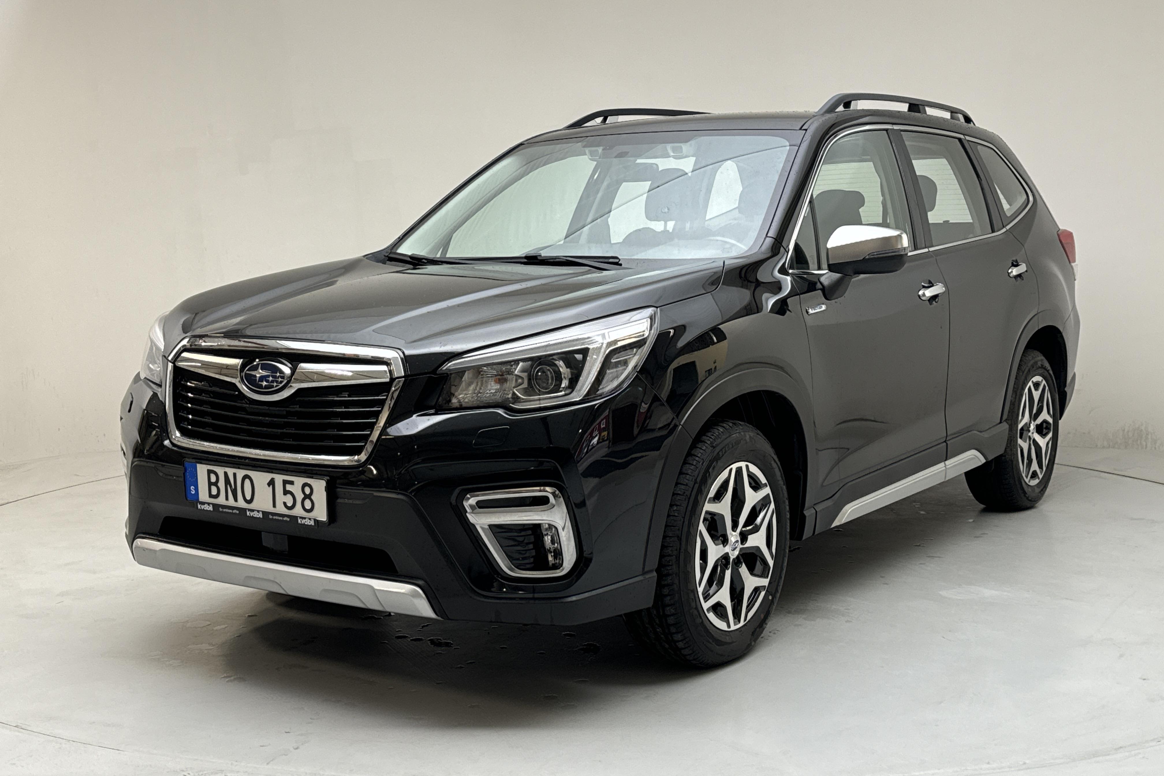 Subaru Forester e-Boxer 2.0i AWD (150hk) - 6 108 mil - Automat - svart - 2020