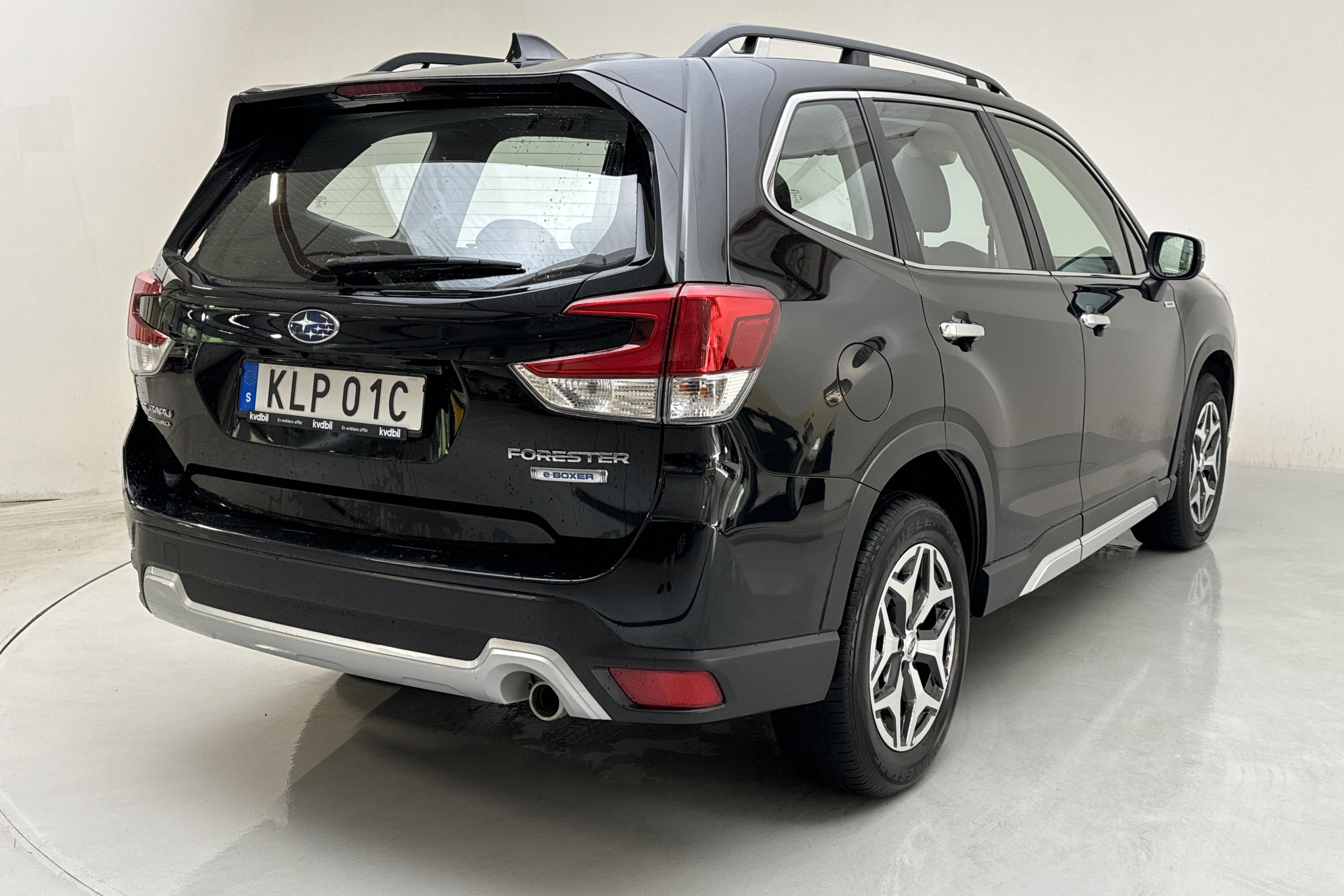 Subaru Forester e-Boxer 2.0i AWD (150hk) - 79 470 km - Automaattinen - musta - 2020