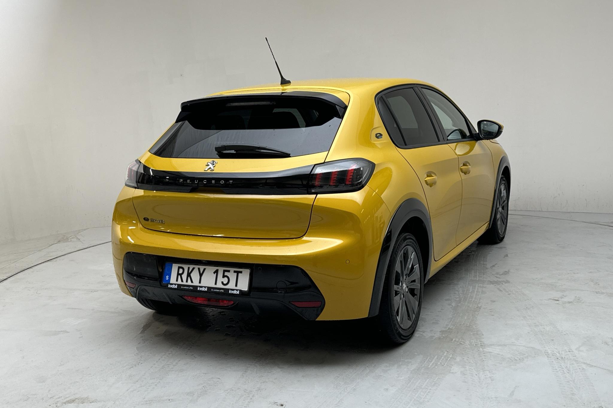 Peugeot e-208 50 kWh 5dr (136hk) - 46 110 km - Automatic - yellow - 2021