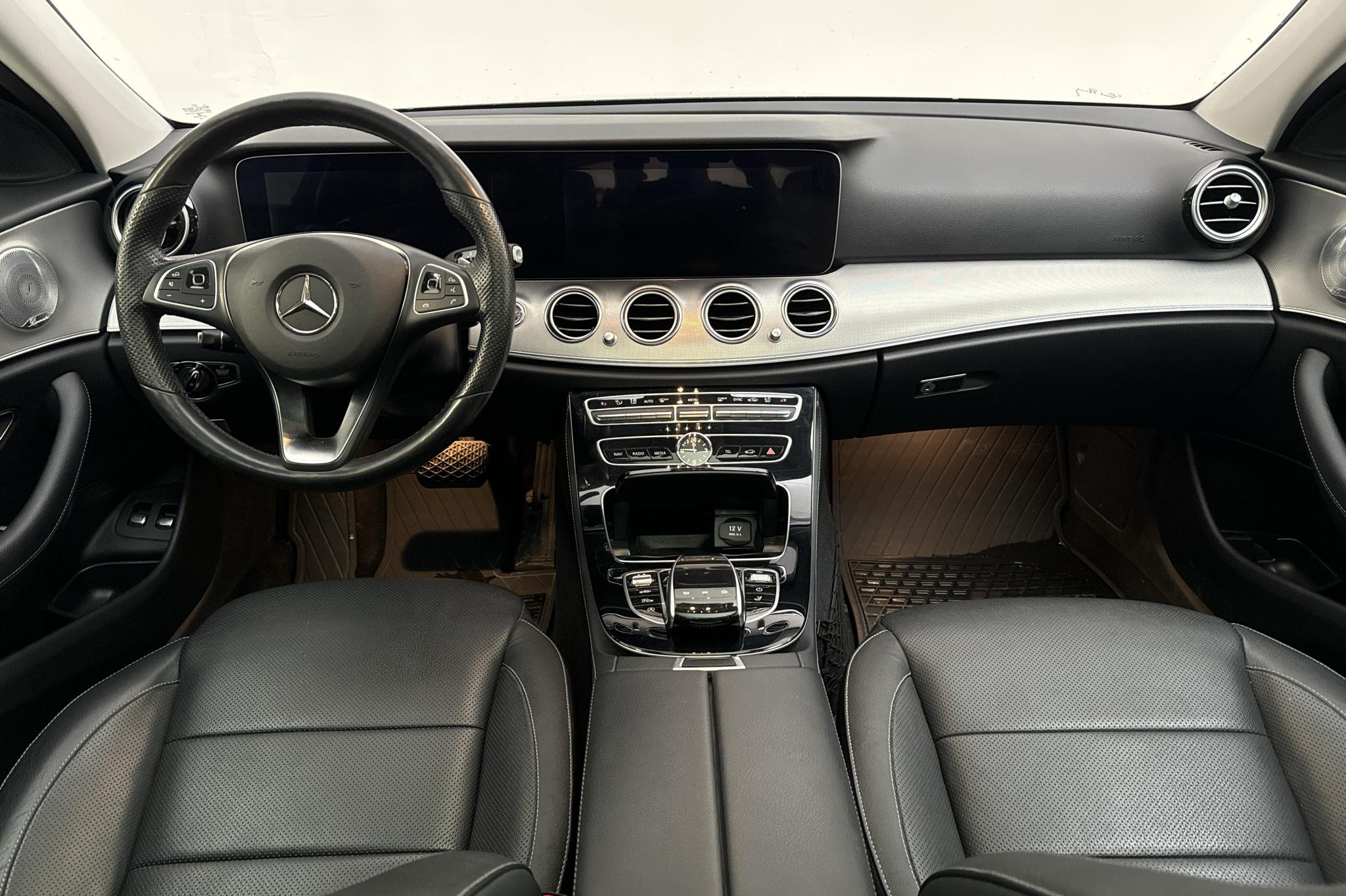 Mercedes E 220 d Kombi S213 (194hk) - 84 980 km - Automatic - black - 2018