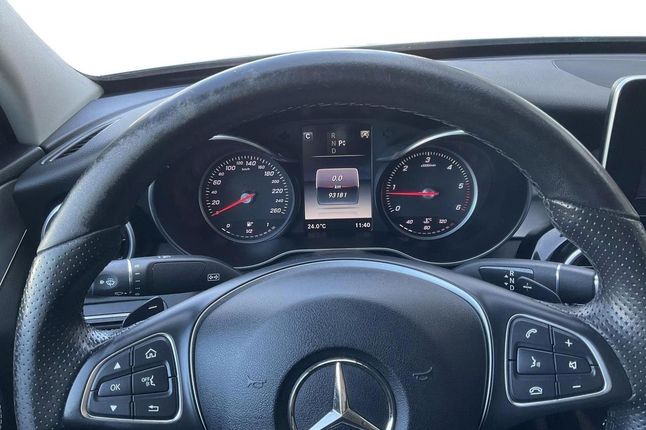 Mercedes C 220 d W205 (170hk) - 93 340 km - Automaatne - hõbe - 2017