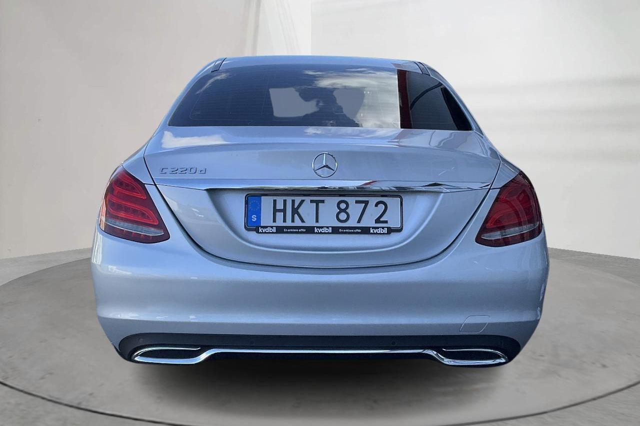 Mercedes C 220 d W205 (170hk) - 93 180 km - Automaatne - hõbe - 2017