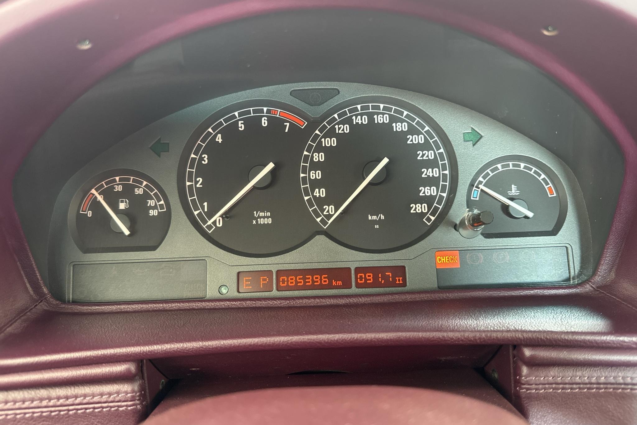 BMW 840Ci Coupé, E31 (286hk) - 85 400 km - Automatyczna - czerwony - 1995