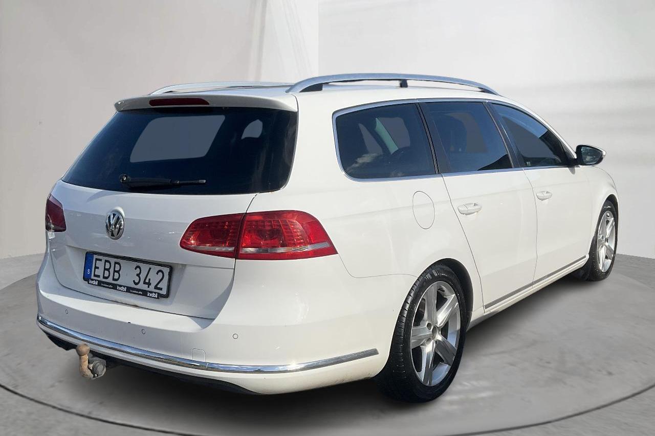 VW Passat 2.0 TDI BlueMotion Technology Variant (170hk) - 281 520 km - Automaattinen - valkoinen - 2012