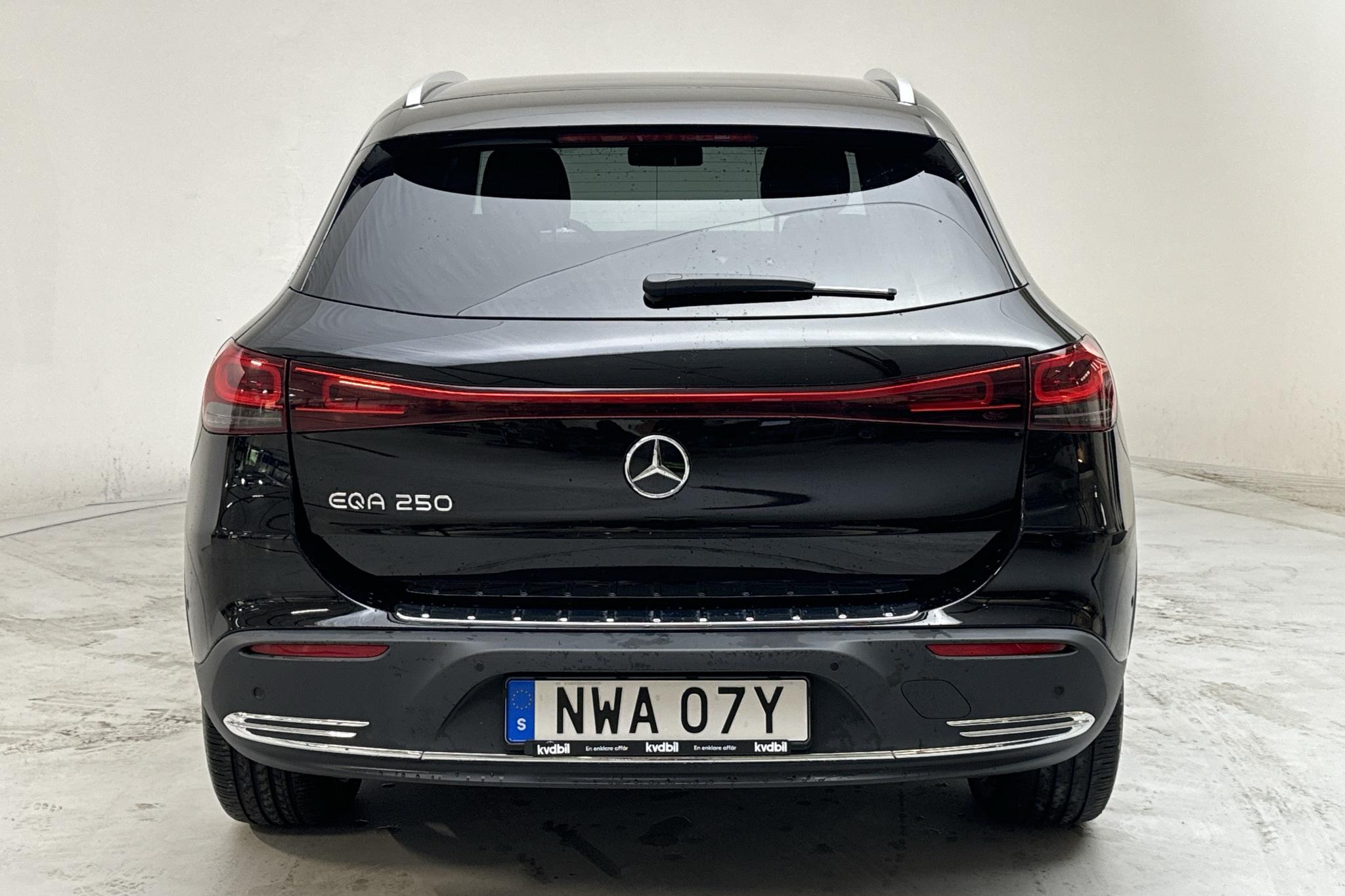 Mercedes EQA 250 H243 (190hk) - 34 860 km - Automatic - black - 2023