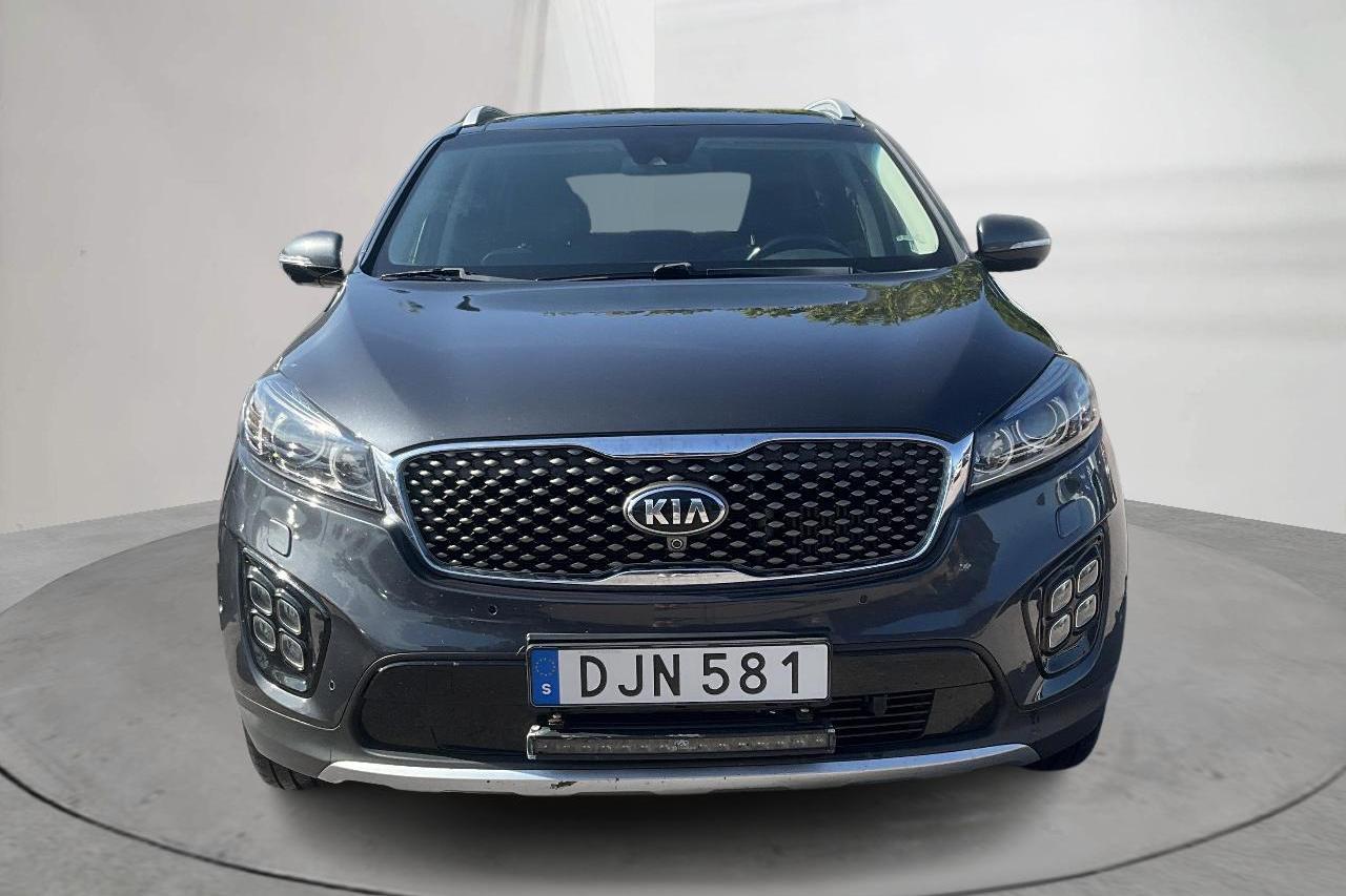 KIA Sorento 2.2 CRDi (200hk) - 103 370 km - Automaattinen - harmaa - 2017