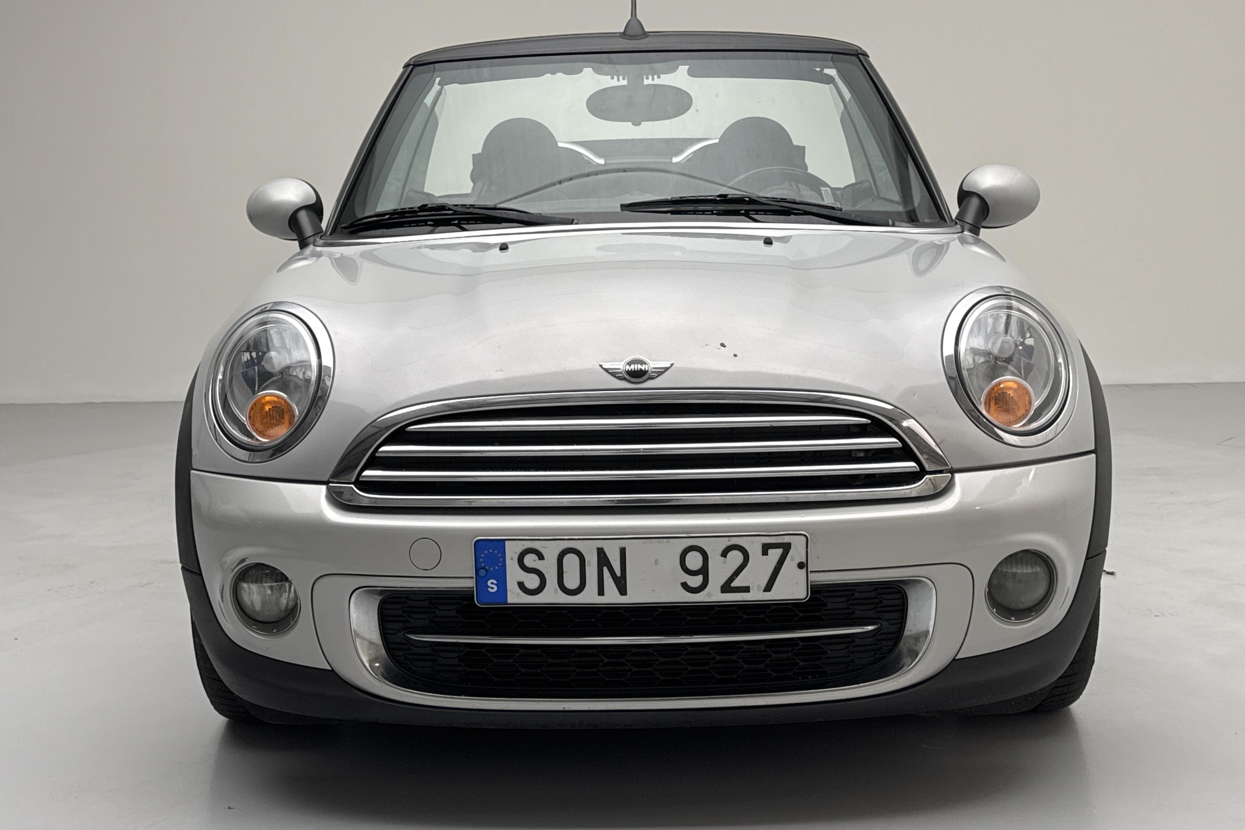 MINI Cooper Cabriolet D 1.6 (112hk) - 181 200 km - Manual - silver - 2012